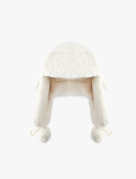 Ponpon Detaylı Peluş Pilot Şapka