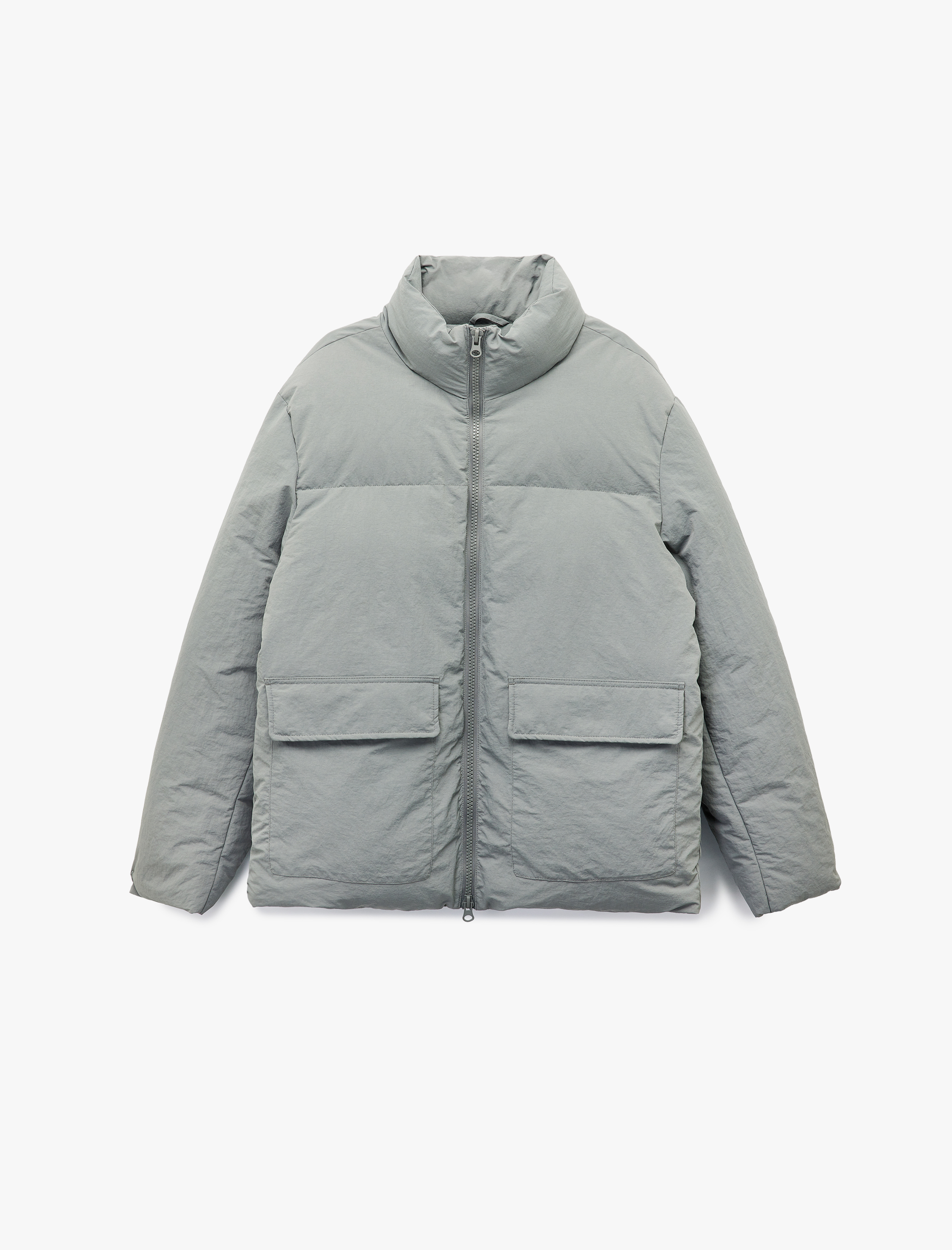   Uzun Kollu Kapaklı Cep Detaylı Fermuarlı Slim Fit Dik Yaka Kışlık Şişme Mont