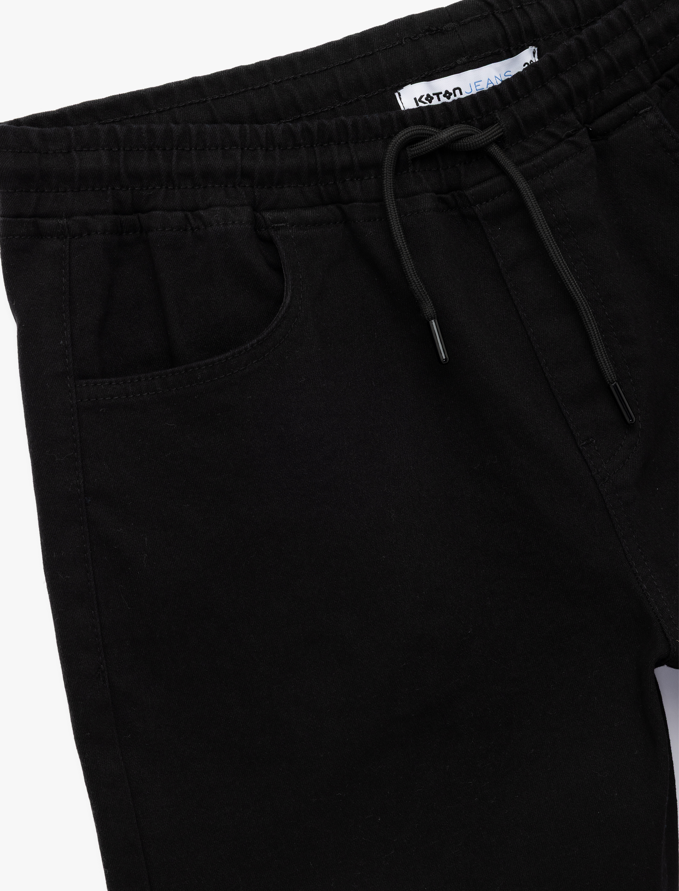   Cep Detaylı Bermuda Beli Bağcıklı Slim Fit Jean Şort