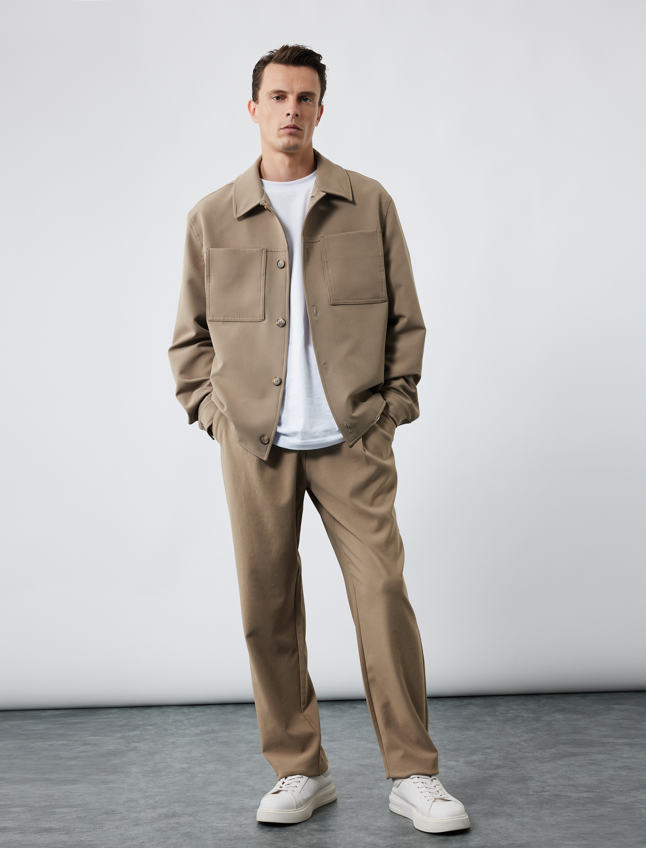   Mevsimlik Ceket Gömlek Yaka Cep Detaylı