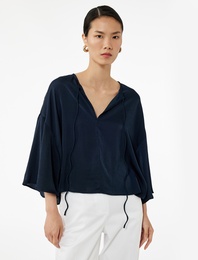 Yuvarlak Bağlamalı Yaka 3/4 Yarasa Kol Oversize Bluz
