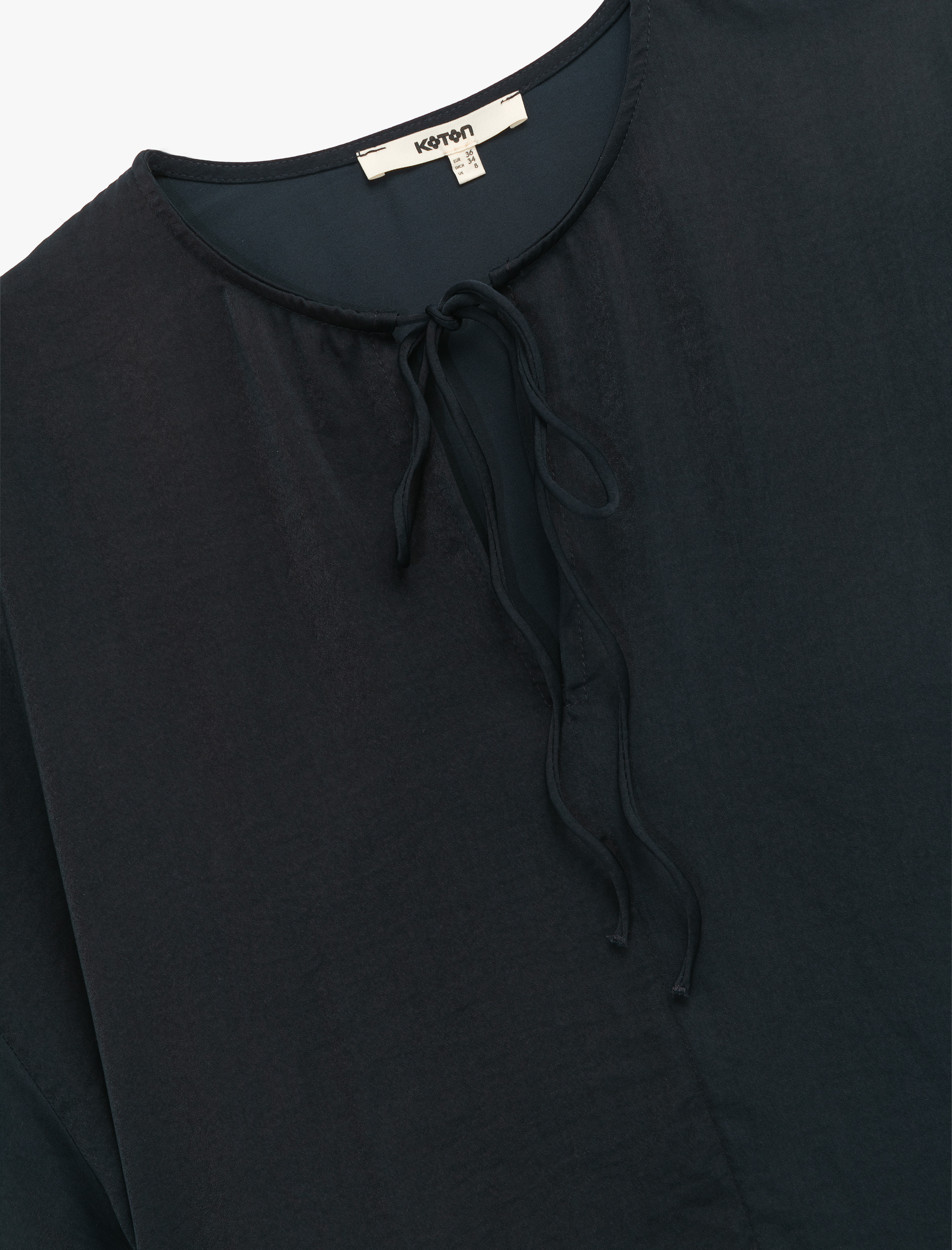   Yuvarlak Bağlamalı Yaka 3/4 Yarasa Kol Oversize Bluz