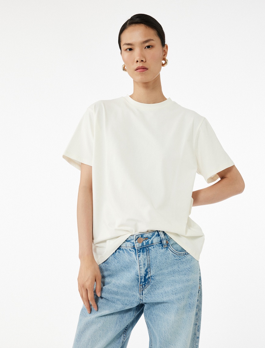   Kısa Kollu Bisiklet Yaka Pamuklu Basic Oversize Tişört