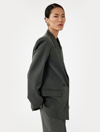 Uzun Kollu Viskon Karışımlı Kruvaze Yaka Oversize Blazer Ceket