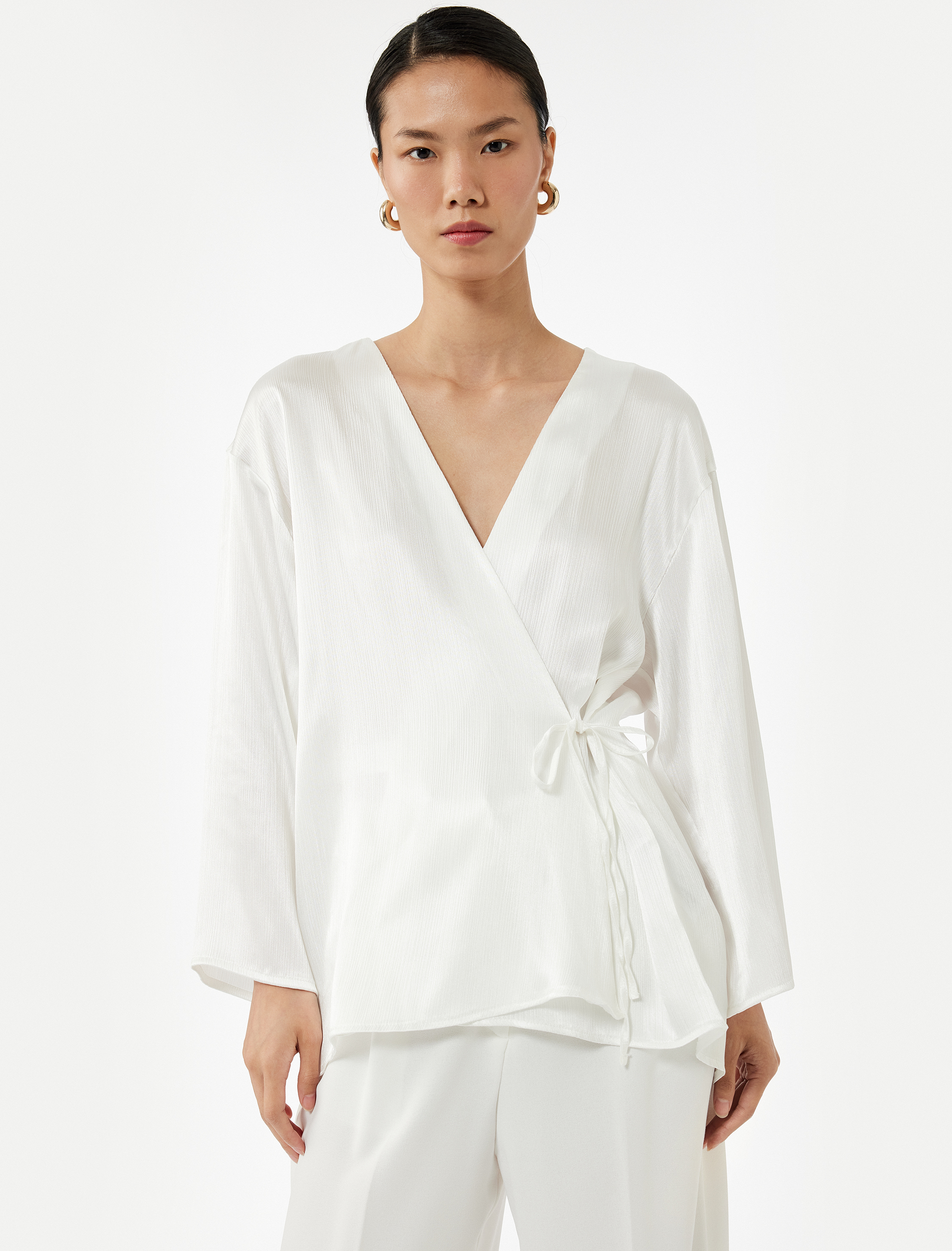   Kruvaze Yaka Beli Bağcıklı Kimono Kol Bluz