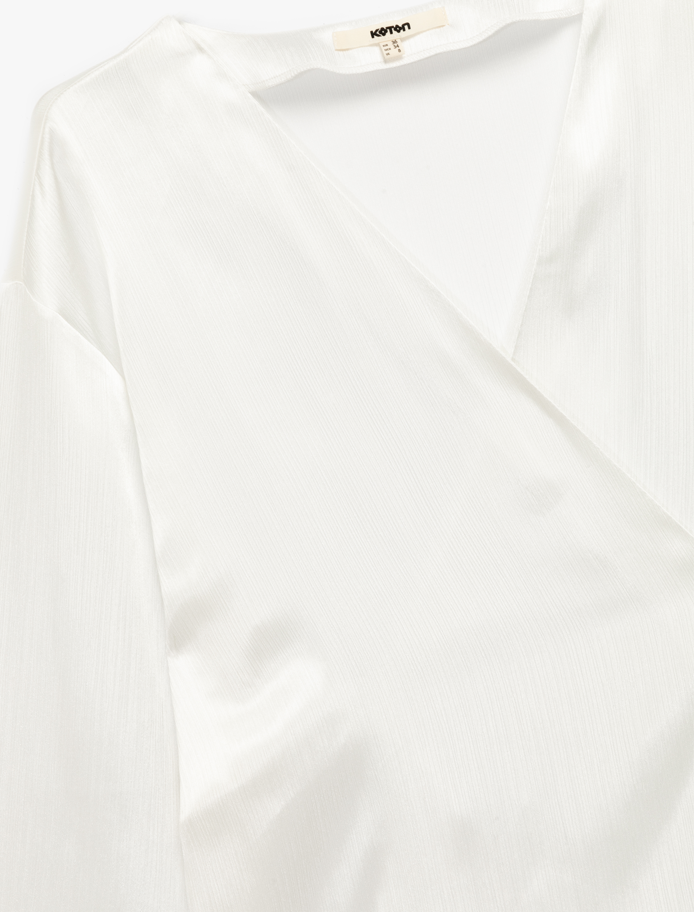   Kruvaze Yaka Beli Bağcıklı Kimono Kol Bluz