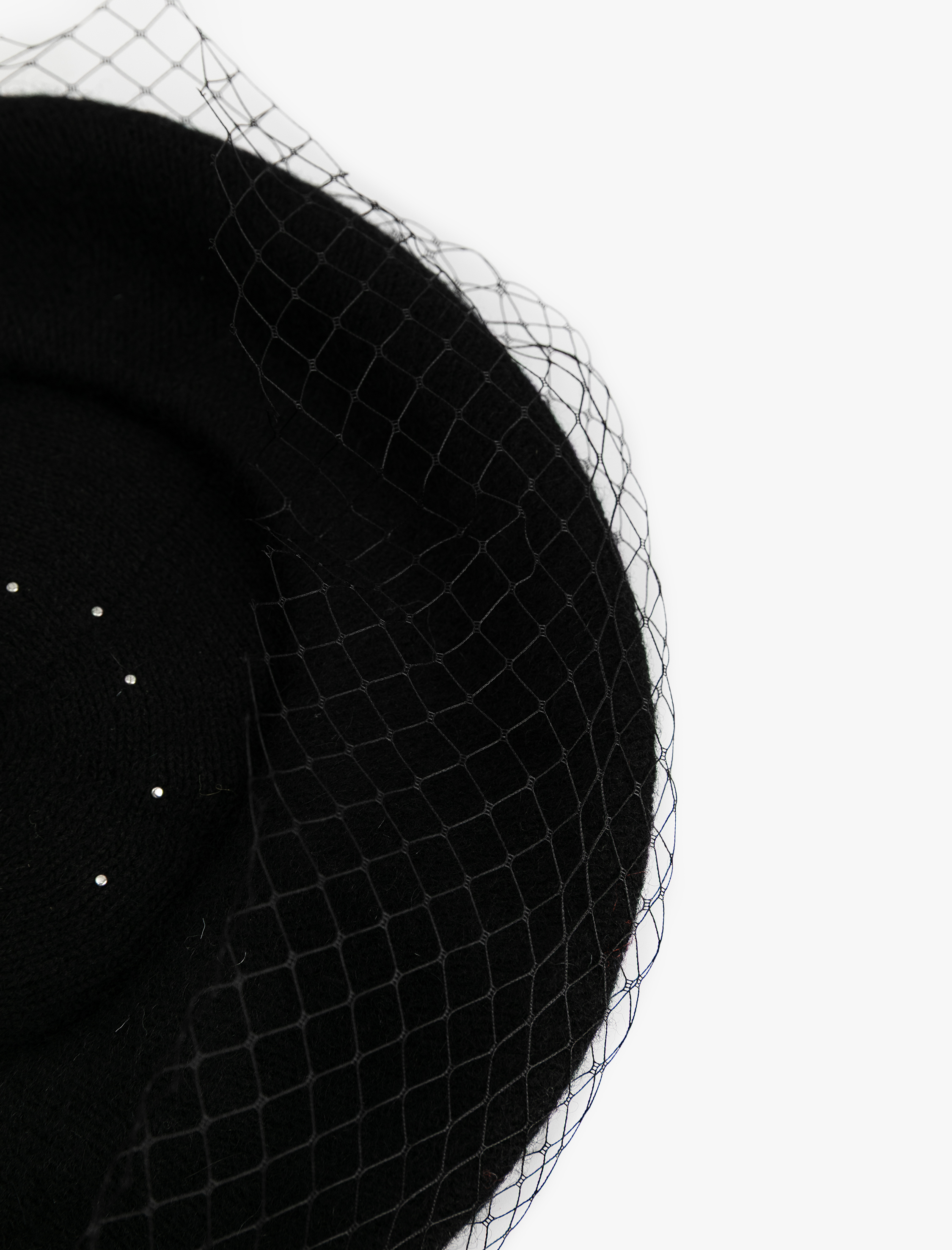  Kadın Tül ve Boncuk Detaylı Ressam Şapka