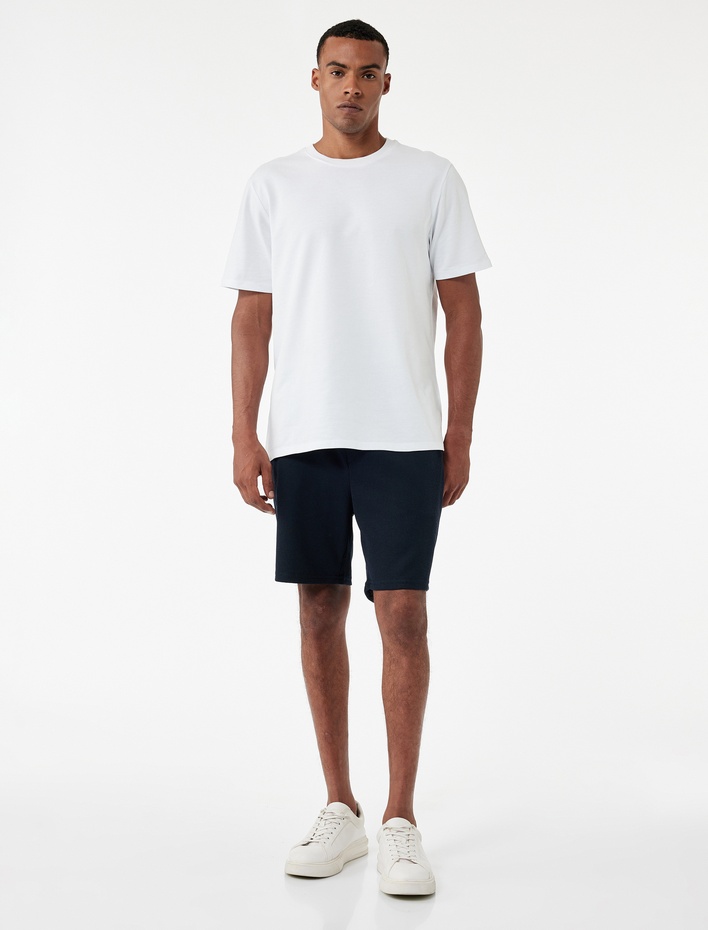  Cep Detaylı Bermuda Beli Bağcıklı Şort