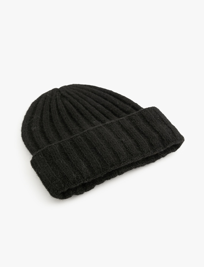 Erkek Dokulu Katlı Bere