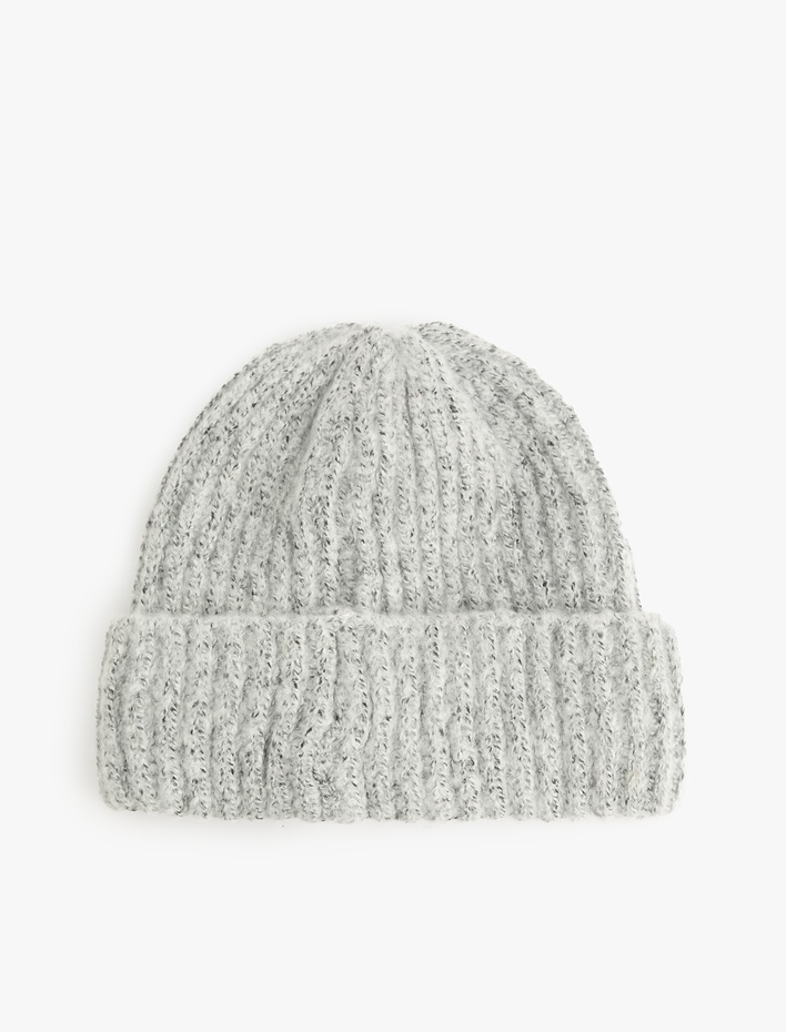 Kadın İnci İşlemeli Triko Bere