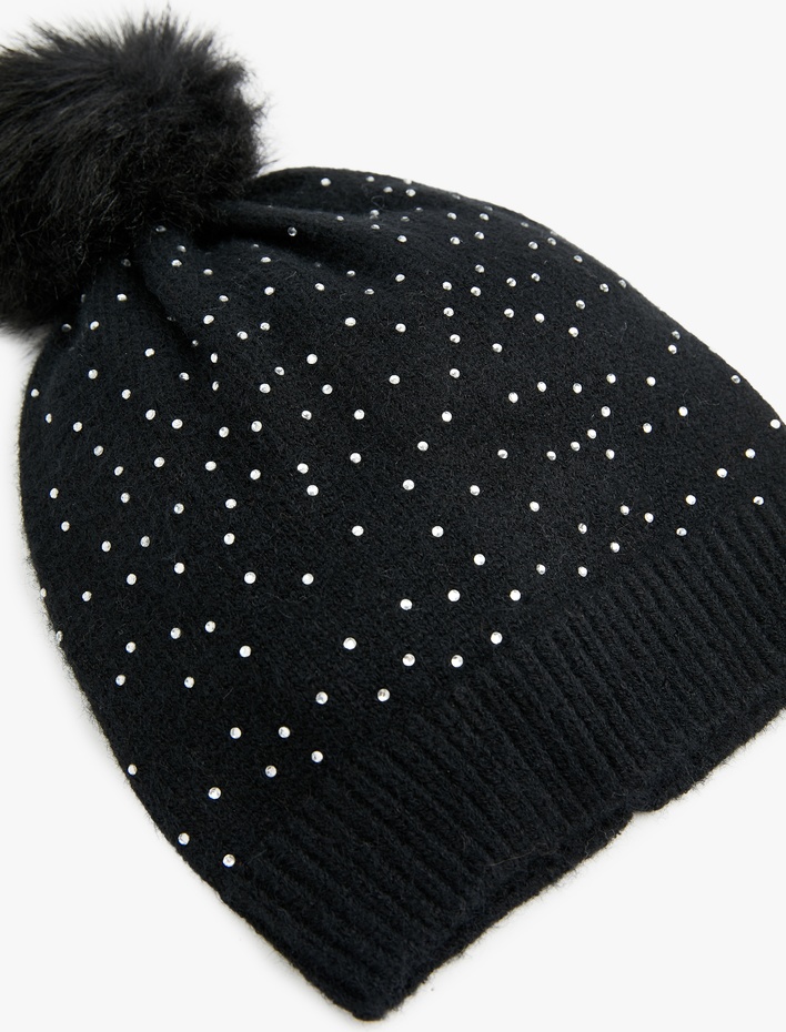 Kadın Ponpon Detaylı Katlı Triko Taşlı Bere