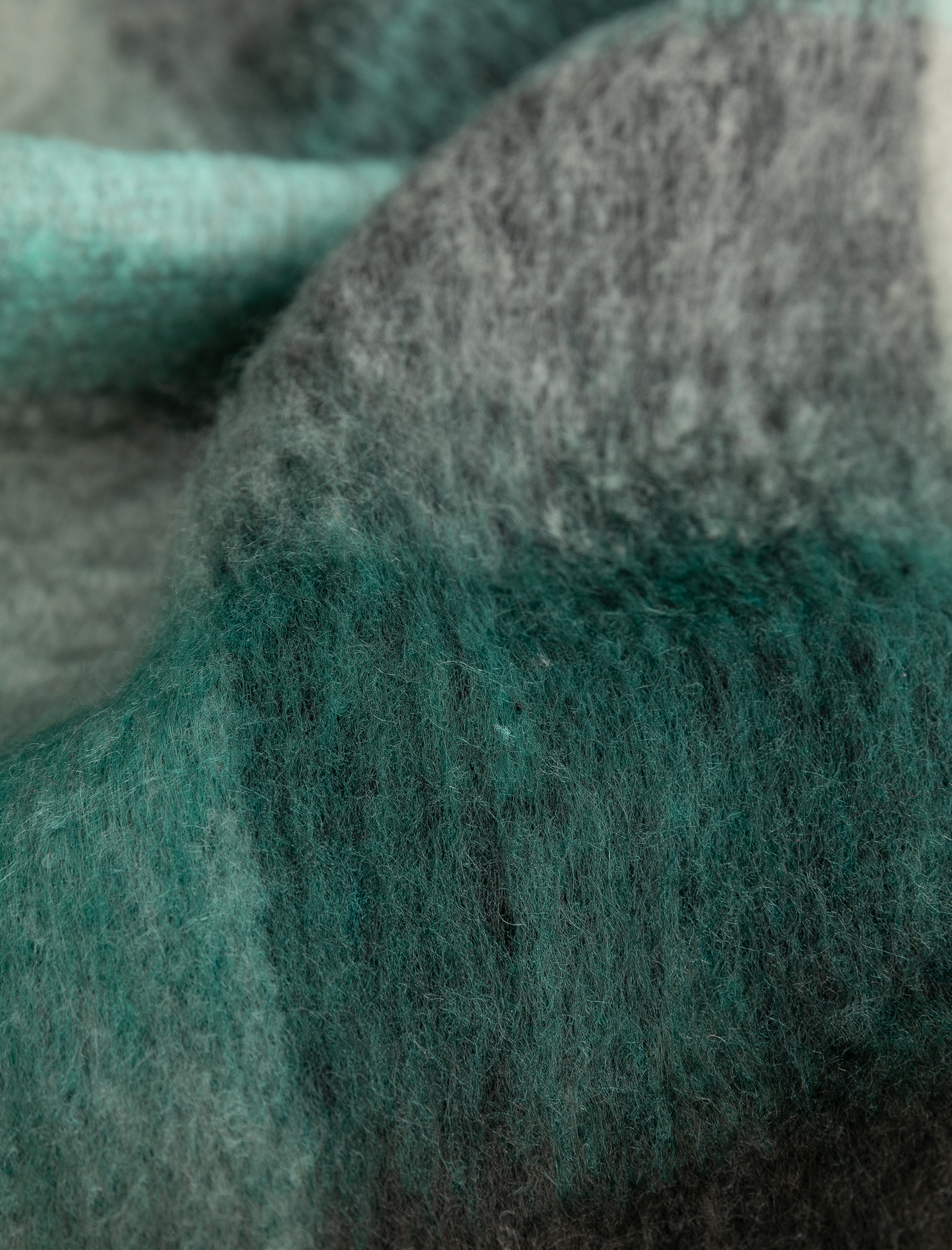  Kadın Yumuşak Dokulu Püsküllü Ekoseli Uzun Atkı