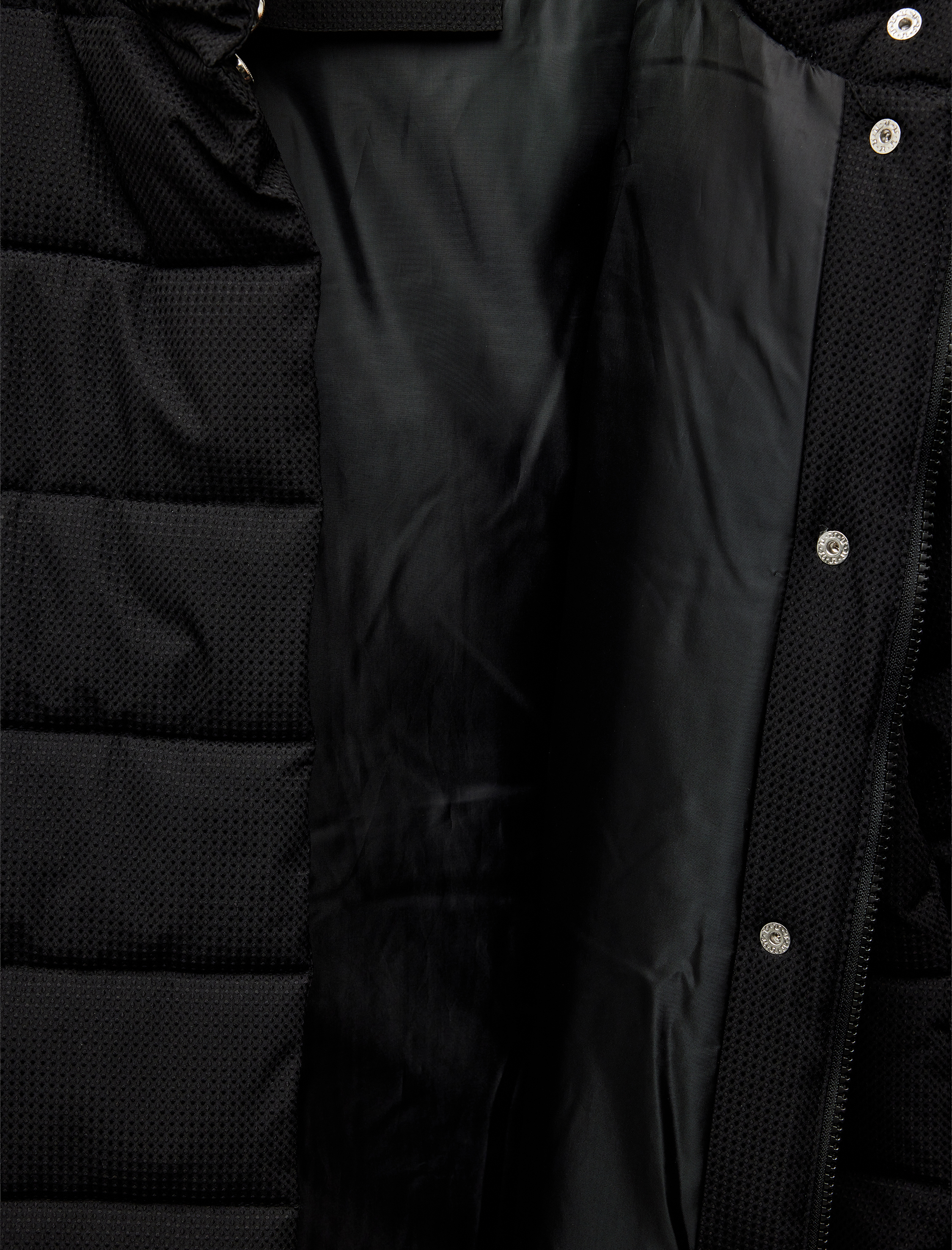   Astarlı Cepli Fermuarlı Uzun Kollu Su İtici Kapüşonlu Şişme Mont