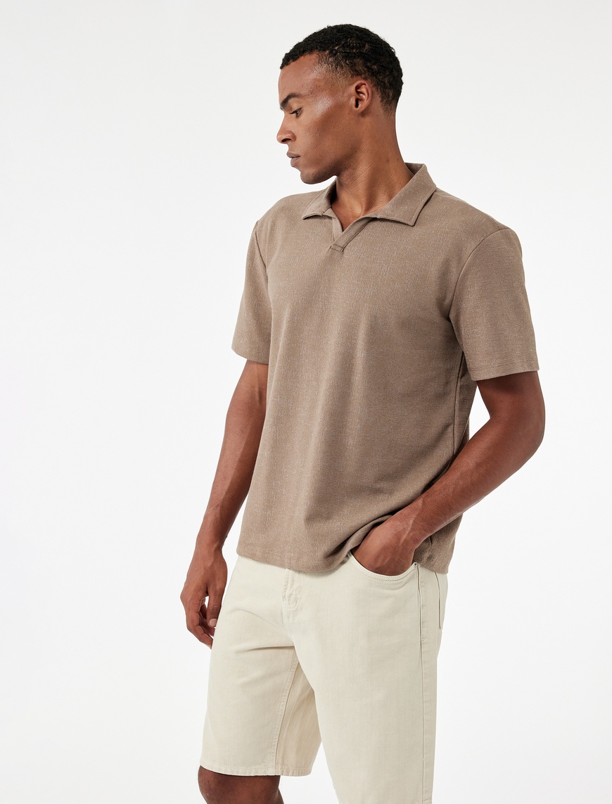   Pamuklu Regular Fit V Polo Yaka Kısa Kollu Tişört