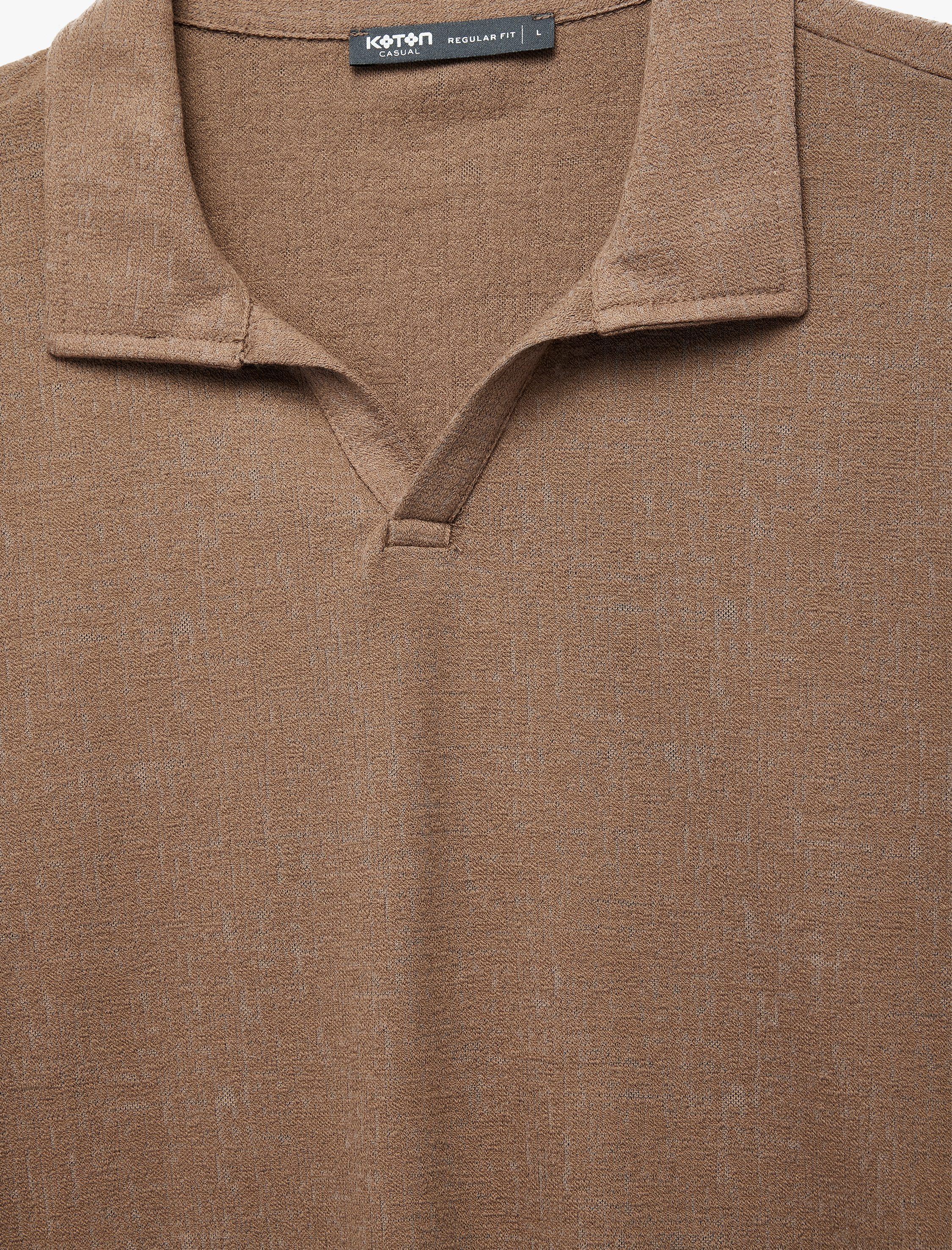   Pamuklu Regular Fit V Polo Yaka Kısa Kollu Tişört