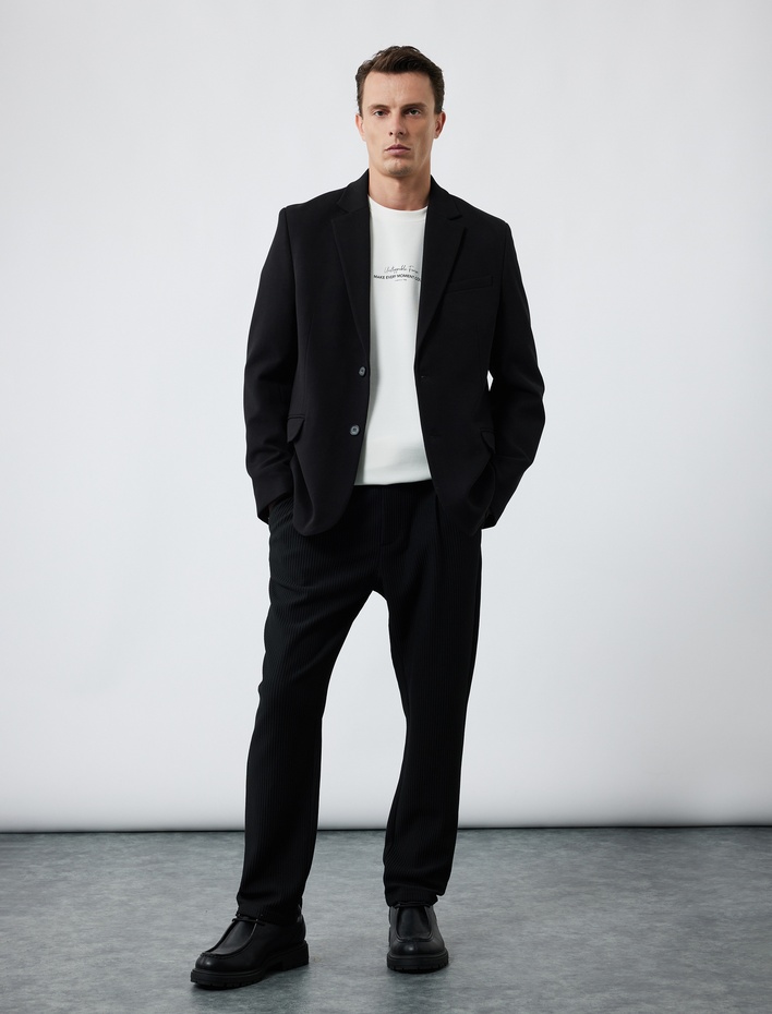  Uzun Kollu Kapaklı Cep Detaylı Düğmeli Slim Fit Mono Yaka Blazer Ceket