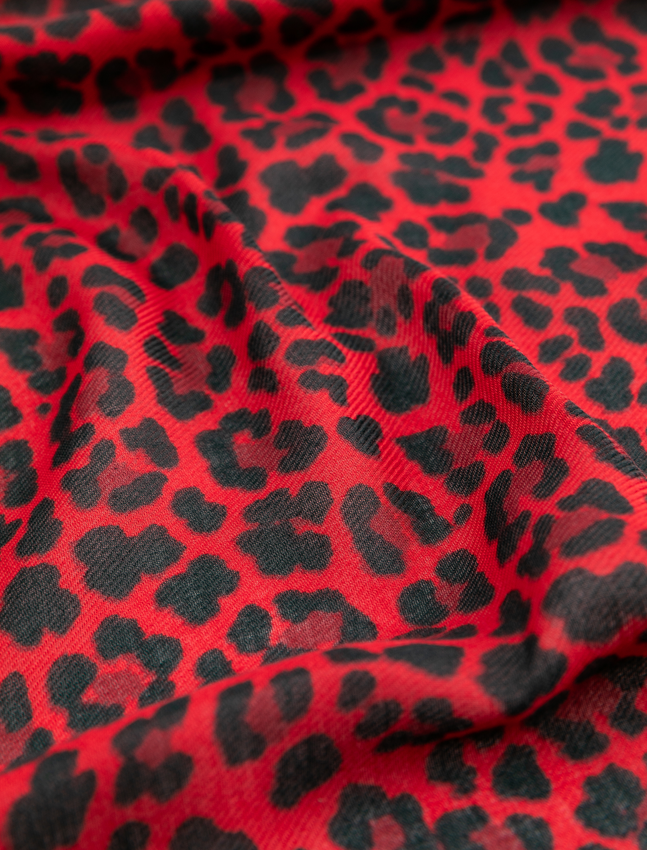  Kadın Leopar Kare Şal