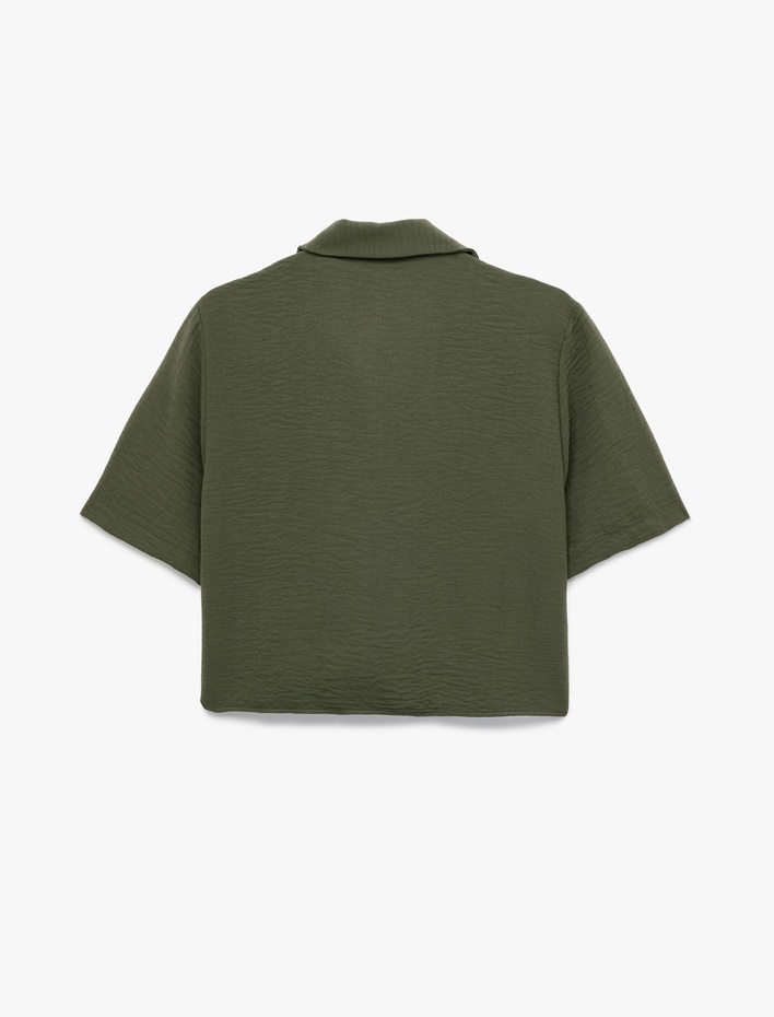  Regular Fit Kaçık Yaka Kısa Kollu Gömlek