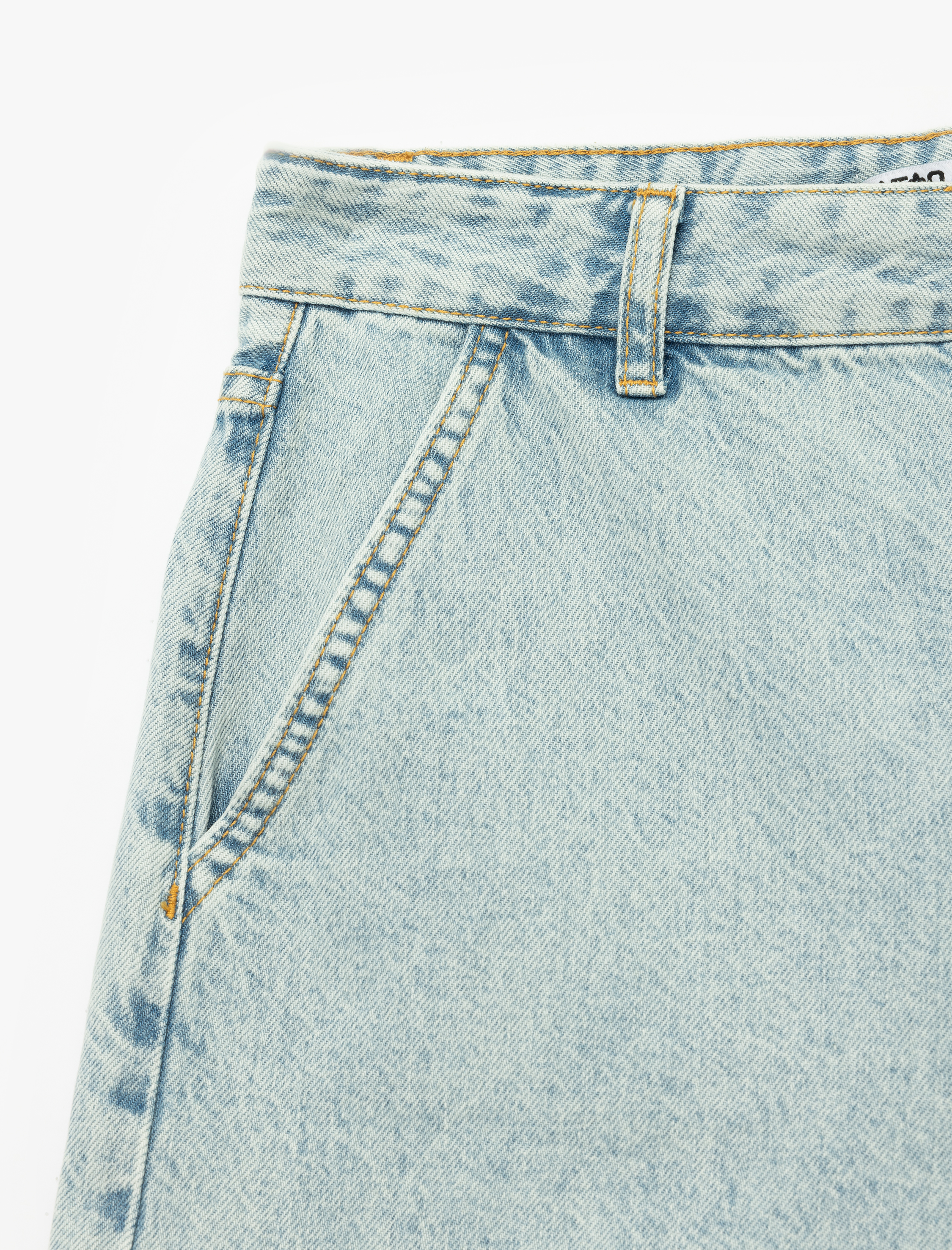   Pamuklu Chino Cepli Rahat Kalıp Düğmeli Mini Denim Şort