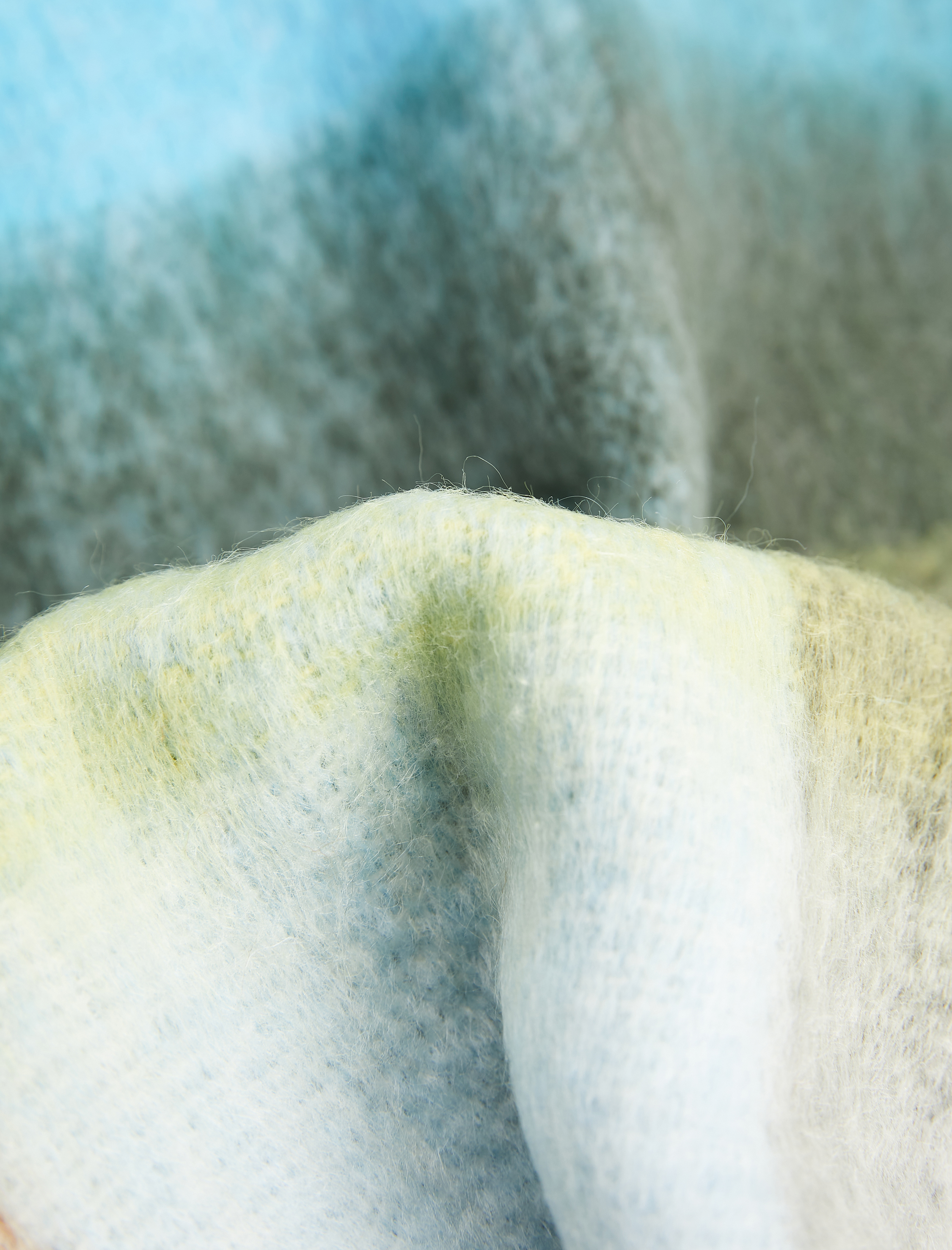  Kadın Yumuşak Dokulu Ekoseli Püsküllü Uzun Atkı