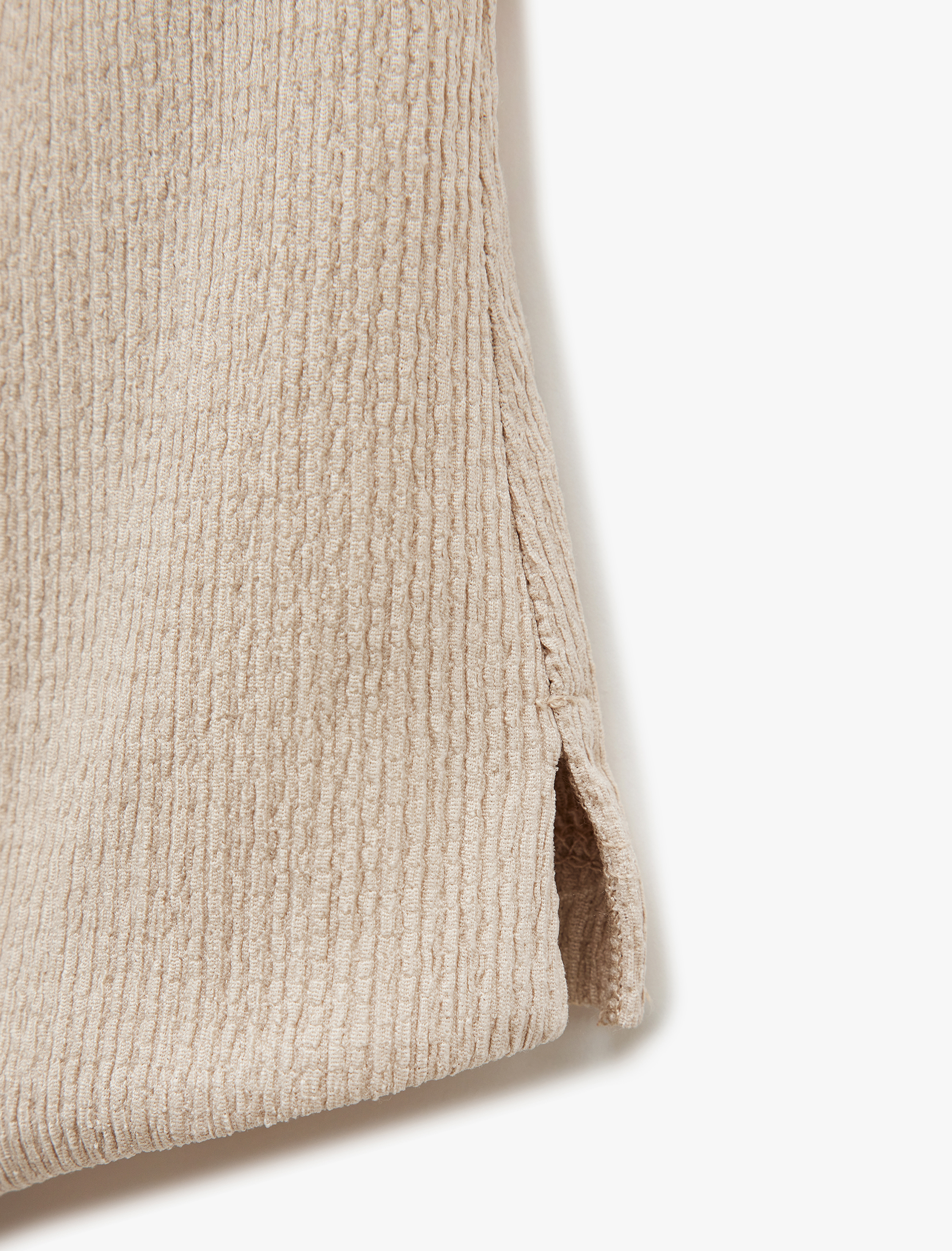   Bürümcük Kumaş V Yaka Düğmeli Yelek