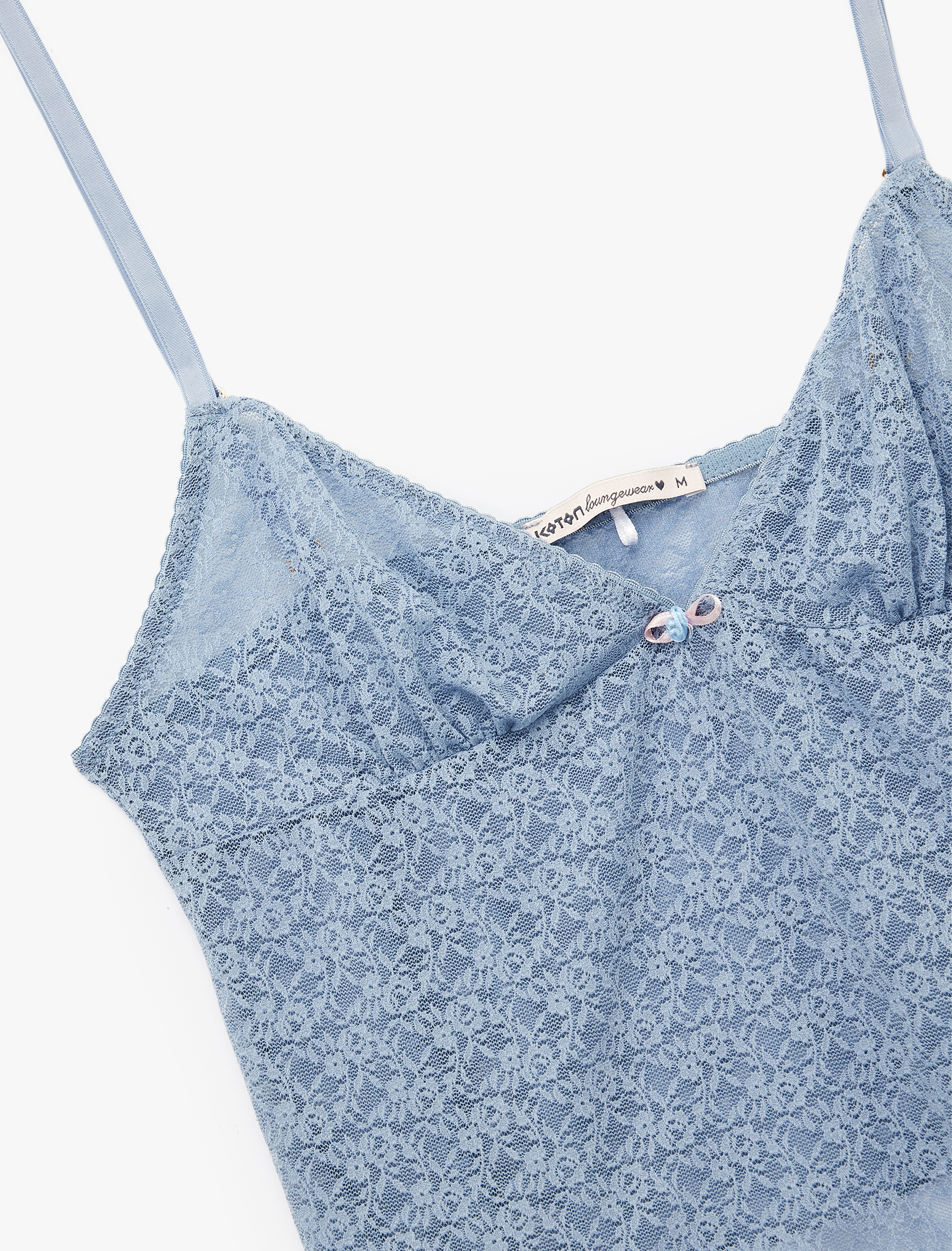   Kalp Yaka İnce Askılı Dantelli Pijama Üstü