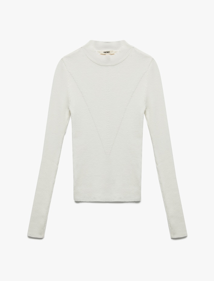  Hafif Dik Yaka Uzun Kollu Triko Kazak