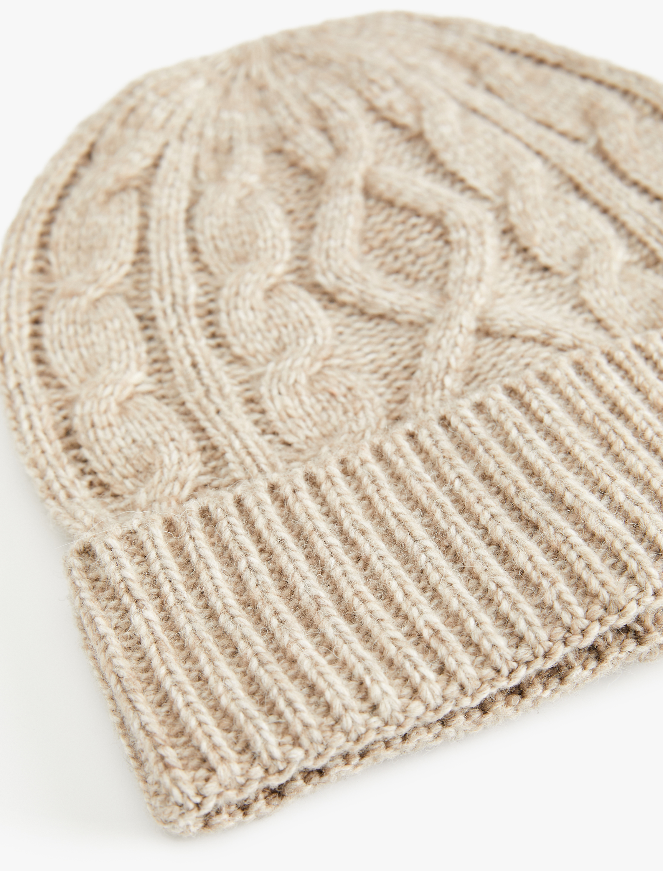  Kadın Katlama Detaylı Saç Örgü Dokulu Triko Bere