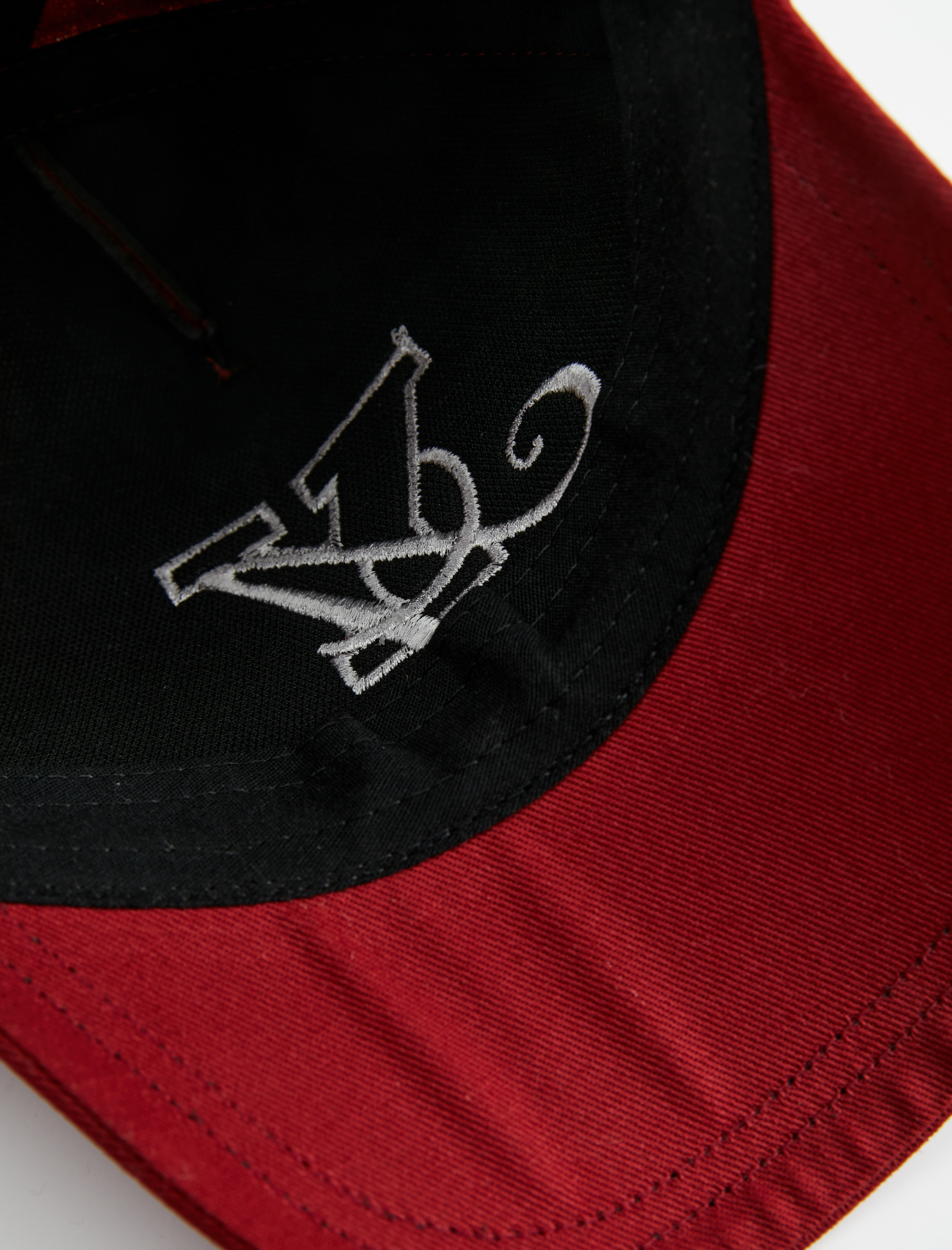  Kadın İşlemeli Pamuklu Kep Şapka