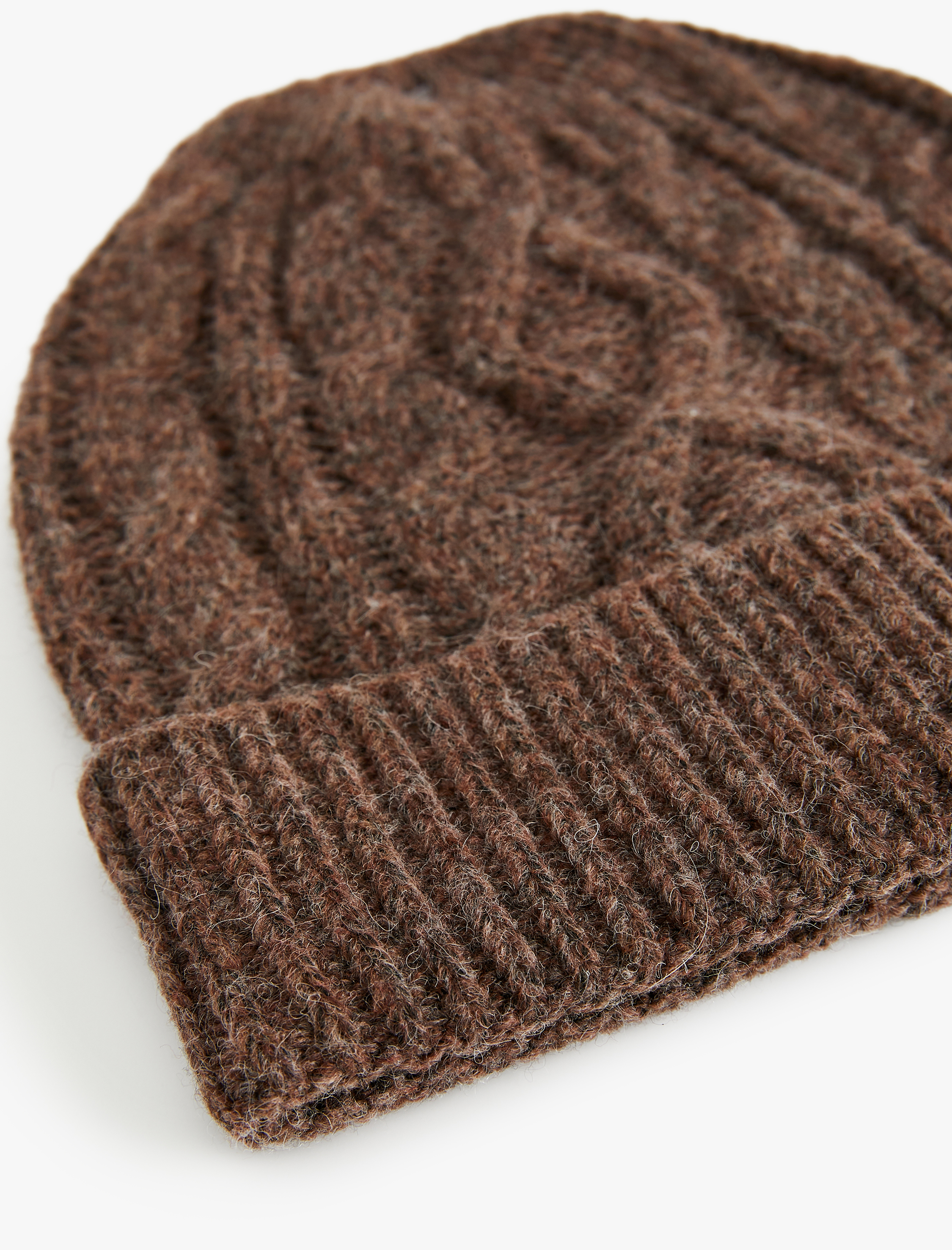  Kadın Katlama Detaylı Saç Örgü Dokulu Triko Bere