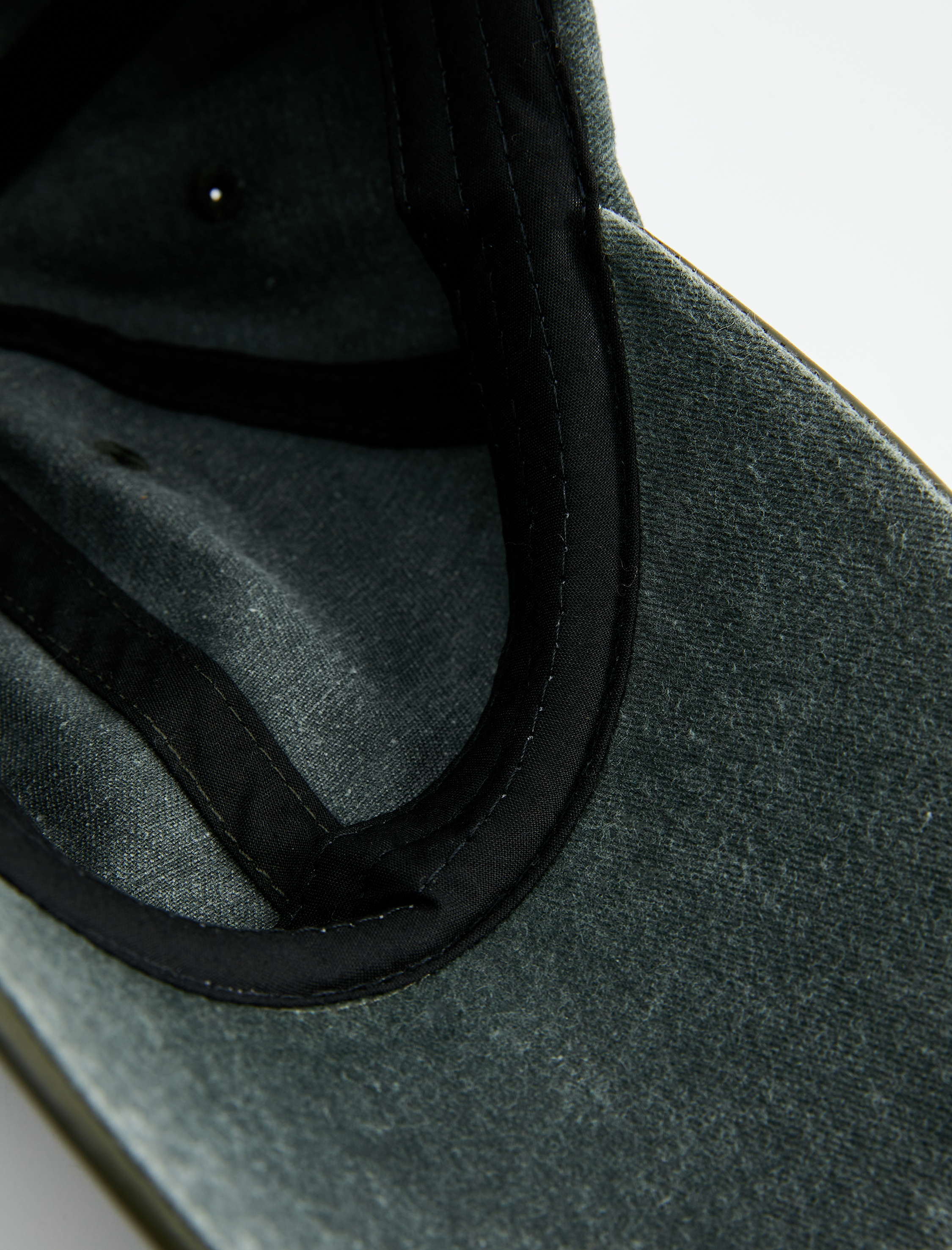  Erkek Suni Deri Detaylı Kep Şapka