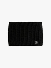 Etiket Detaylı Boyunluk