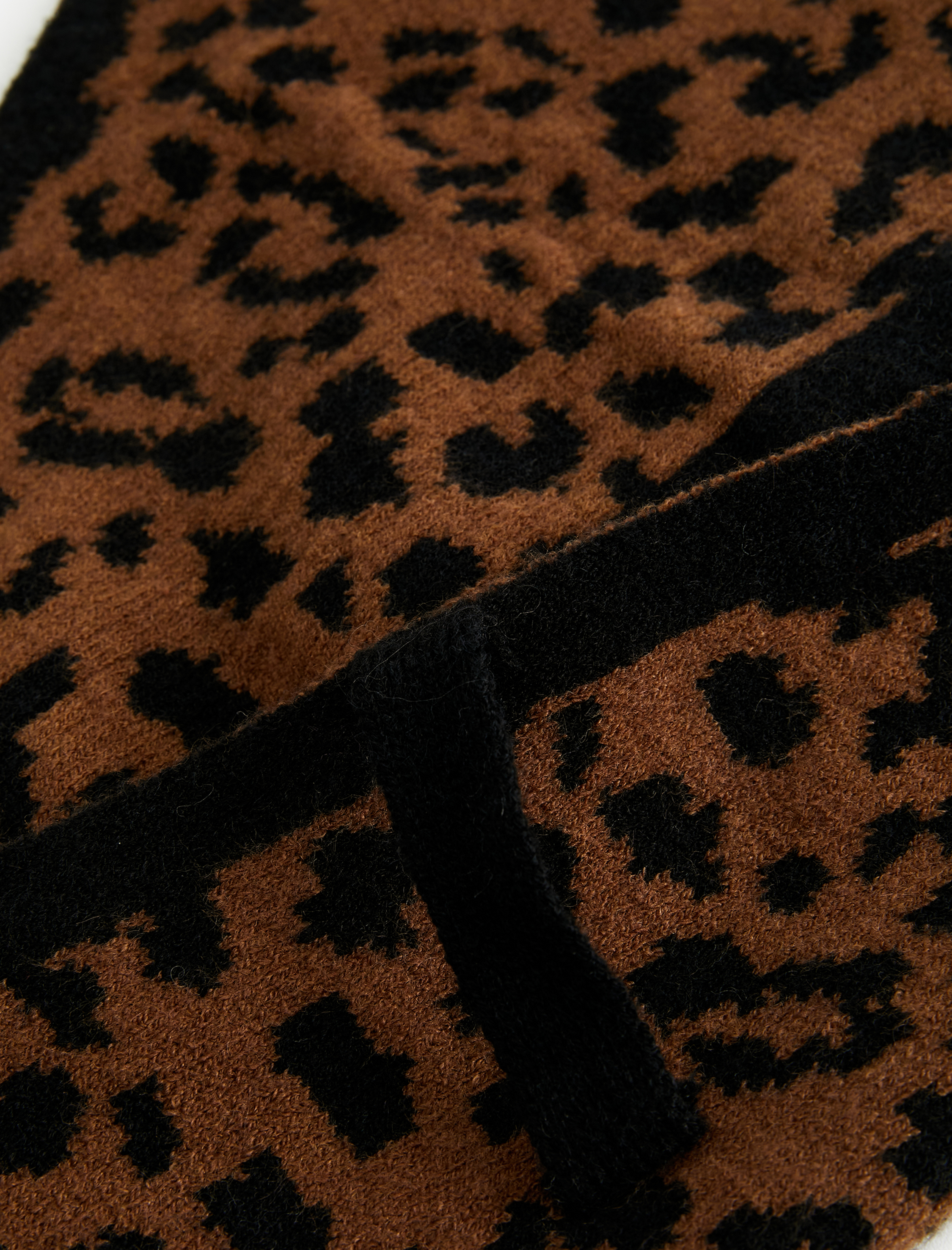  Kadın Çizgili Üçgen Atkı