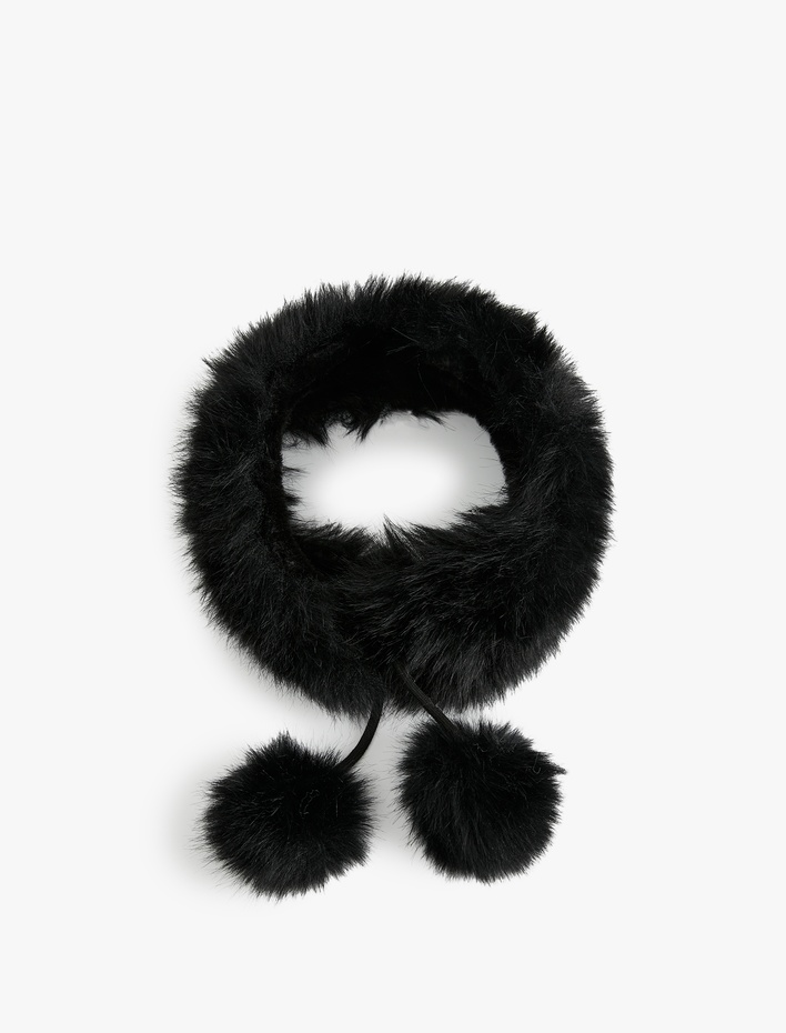 Kadın Pon Pon Detaylı Suni Kürklü Kısa Atkı