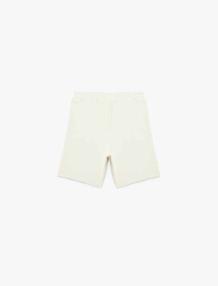  Pamuklu Cep Detayı Fitilli Bermuda Şort