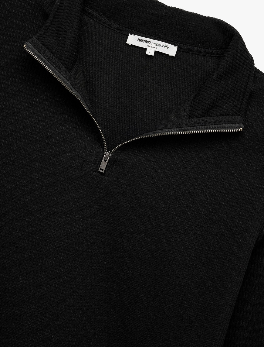  Dokulu Uzun Kollu Yarım Fermuarlı Sweatshirt