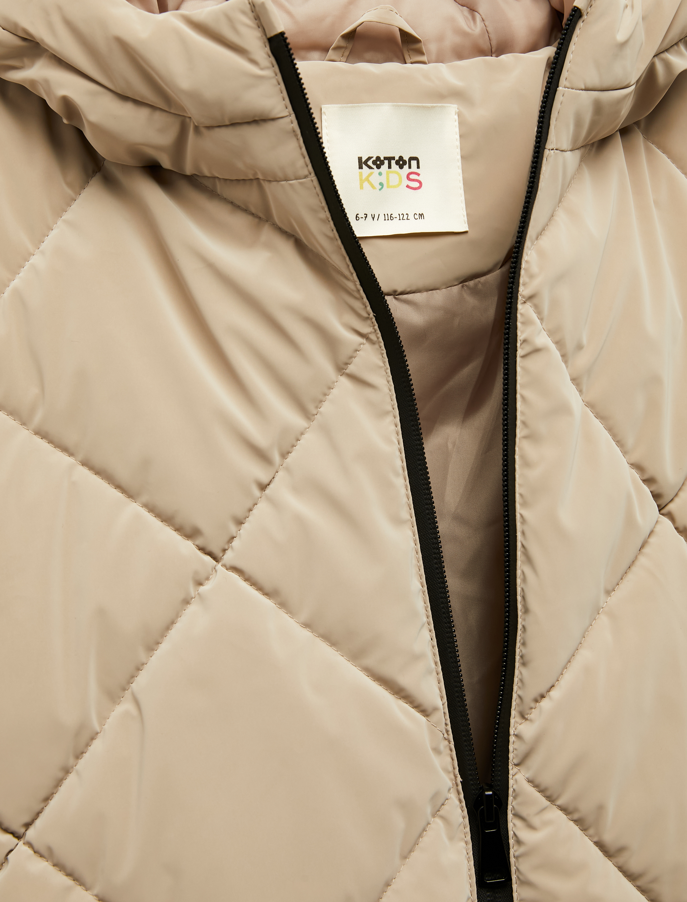  Kız Çocuk Uzun Kollu Fermuarlı Kapitone Kapşonlu Şişme Mont