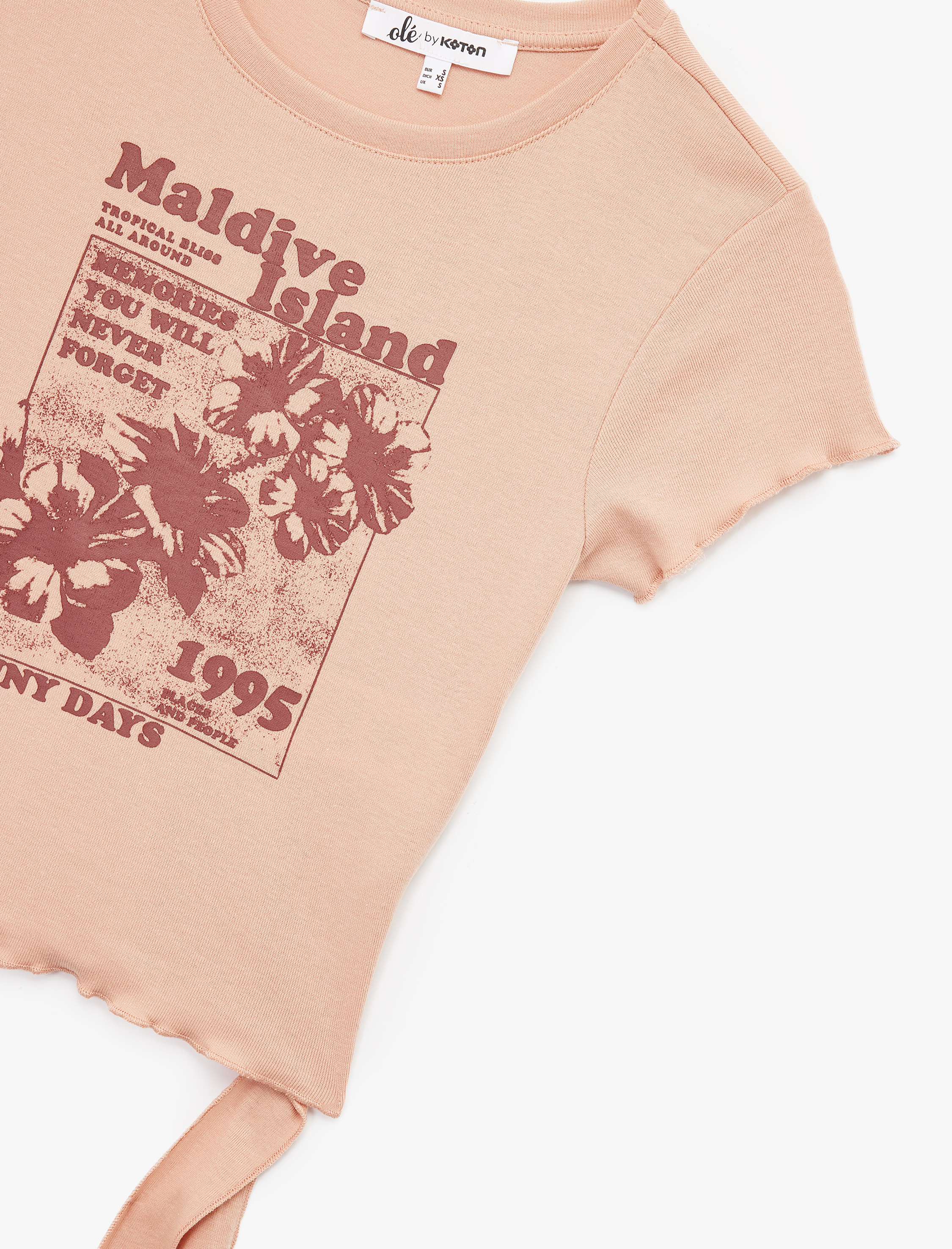   Kuşak Detaylı Kısa Kollu Bisiklet Yaka Pamuklu Baskılı Tişört