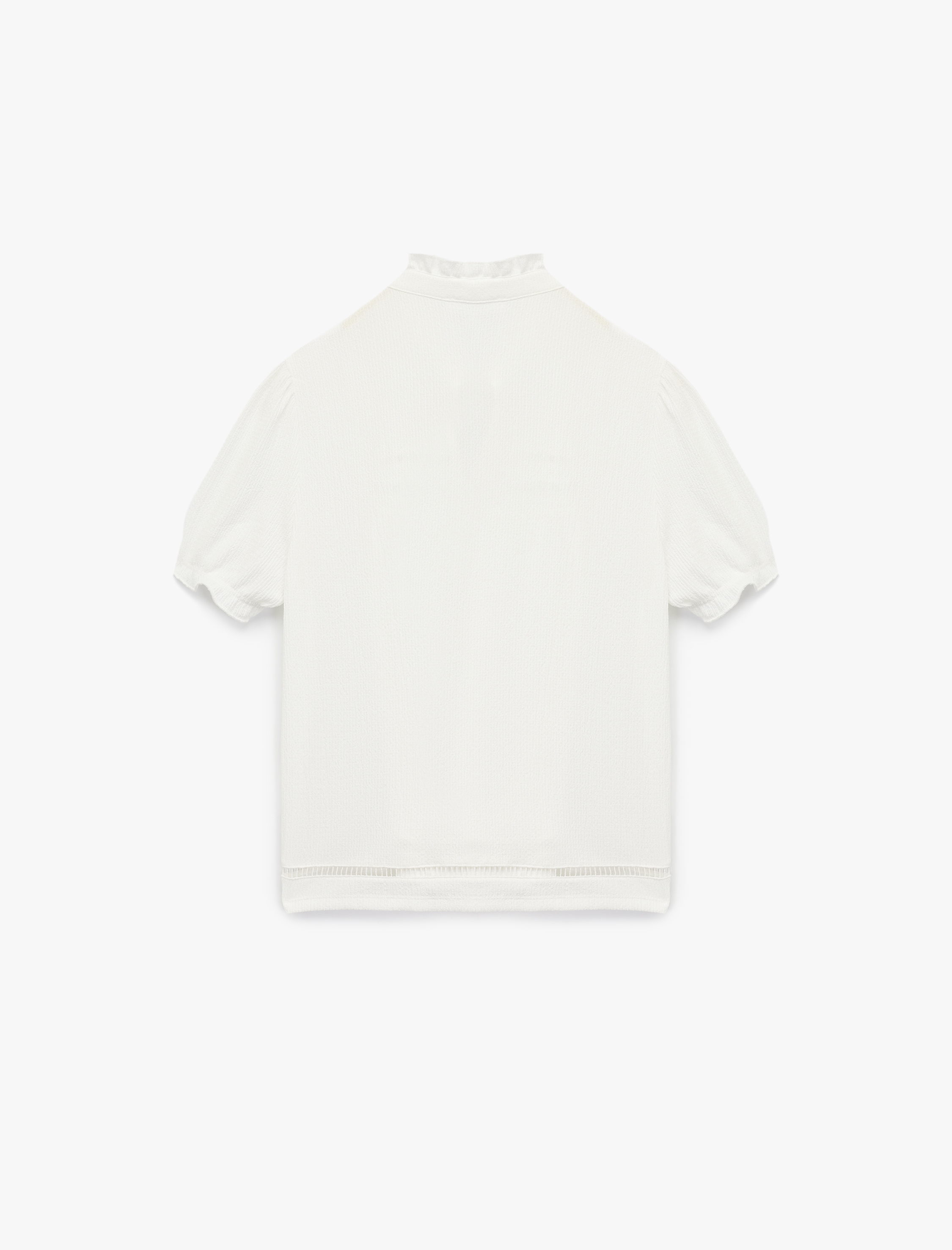   Fiyonklu Bağlama Detaylı Kısa Kollu Dik Yaka Bluz