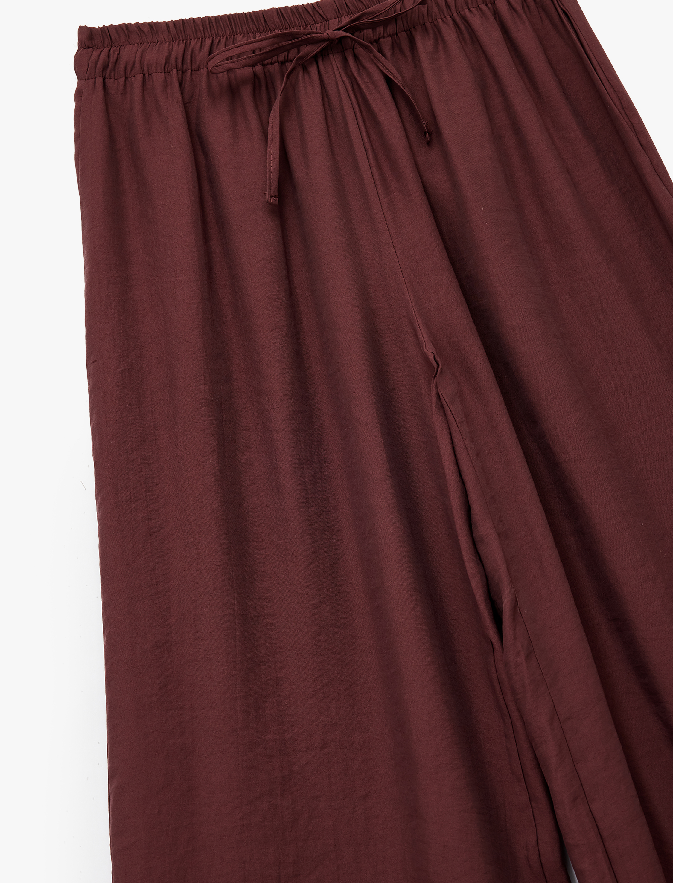   Modal Cep Detaylı Beli Lastikli Bağcıklı Bol Pantolon