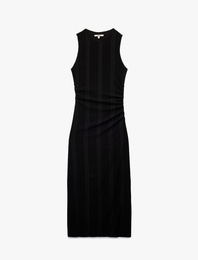 Kolsuz Slim Fit Bisiklet Yaka Çizgili Midi Büzgülü Elbise