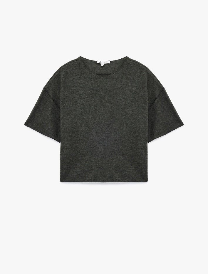  Kısa Kollu Bisiklet Yaka Basic Oversize Tişört