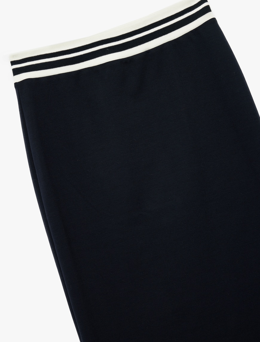   Beli Çizgili Lastik Detaylı Midi Slim Fit Kalem Etek