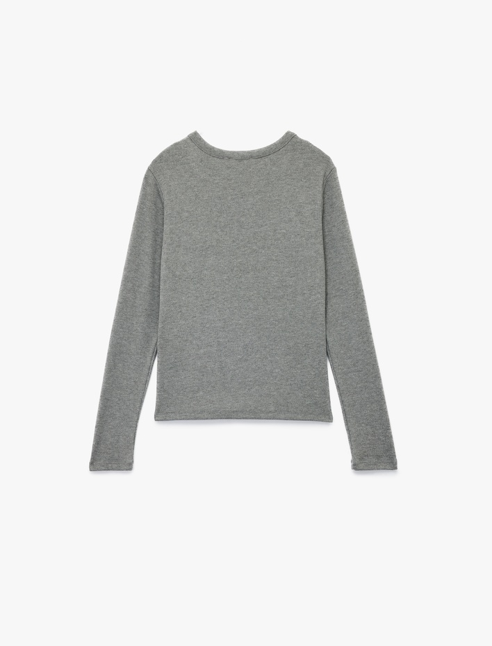  Slim Fit Bisiklet Yaka Uzun Kollu Basic Tişört