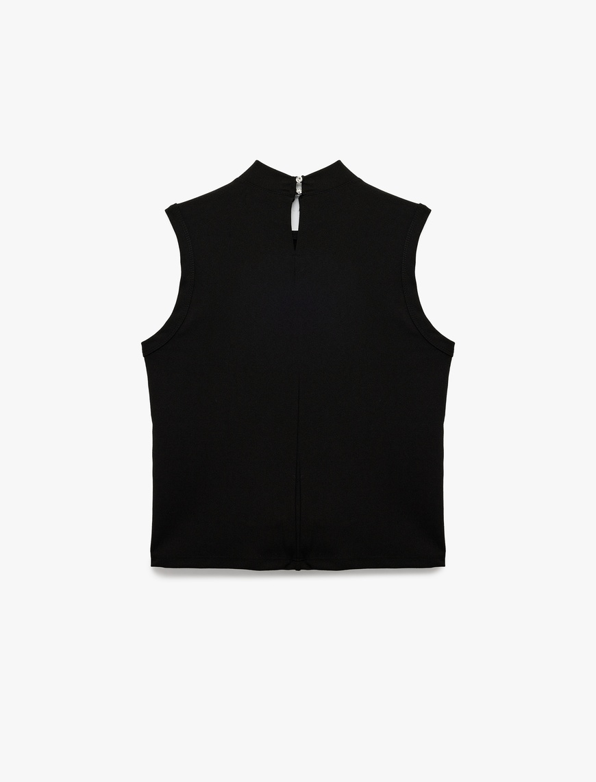   Krep Scuba Kumaş Slim Fit Dik Yaka Kolsuz Taşlı Bluz