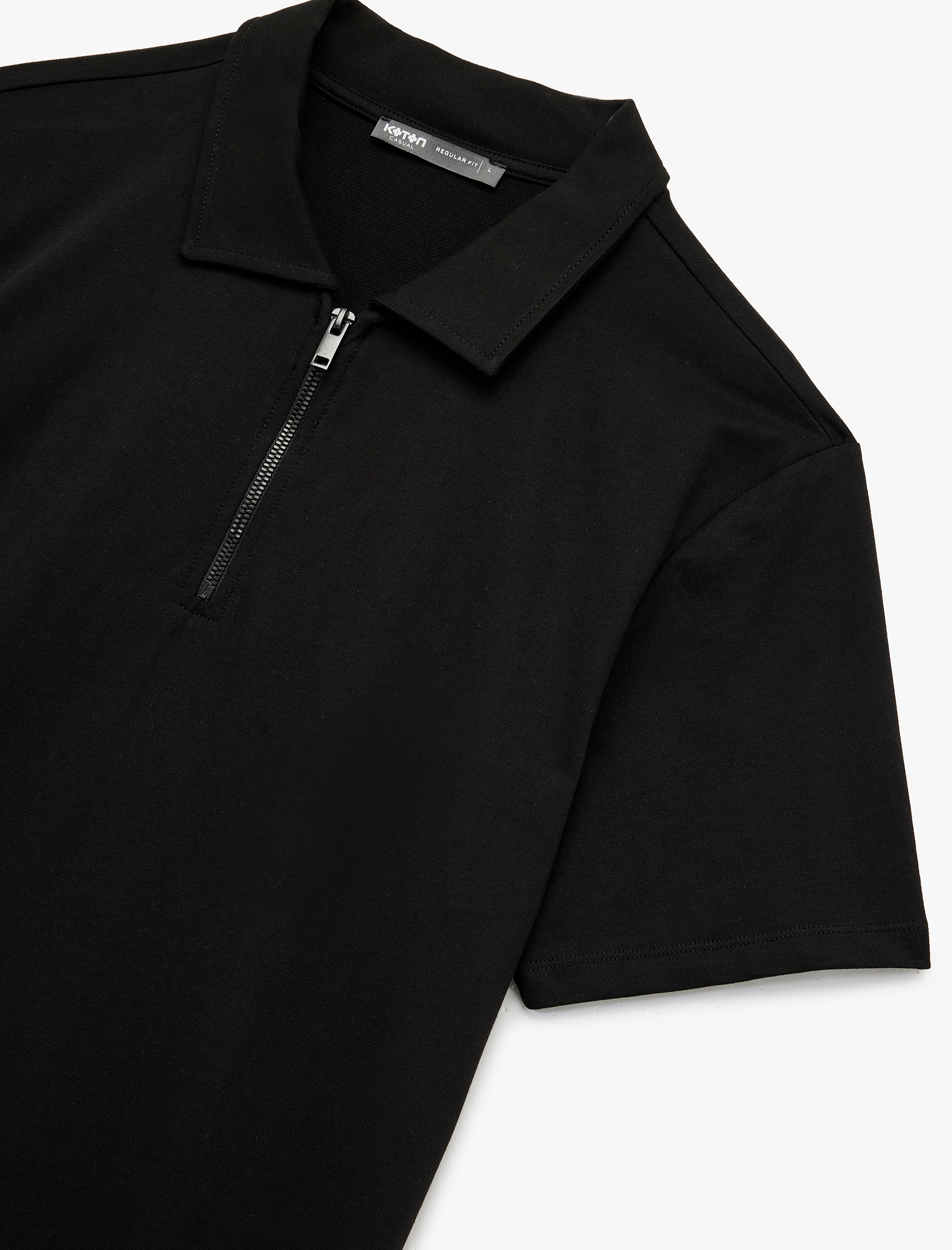   Kısa Kollu Regular Fit Pamuklu Yarım Fermuarlı Tişört