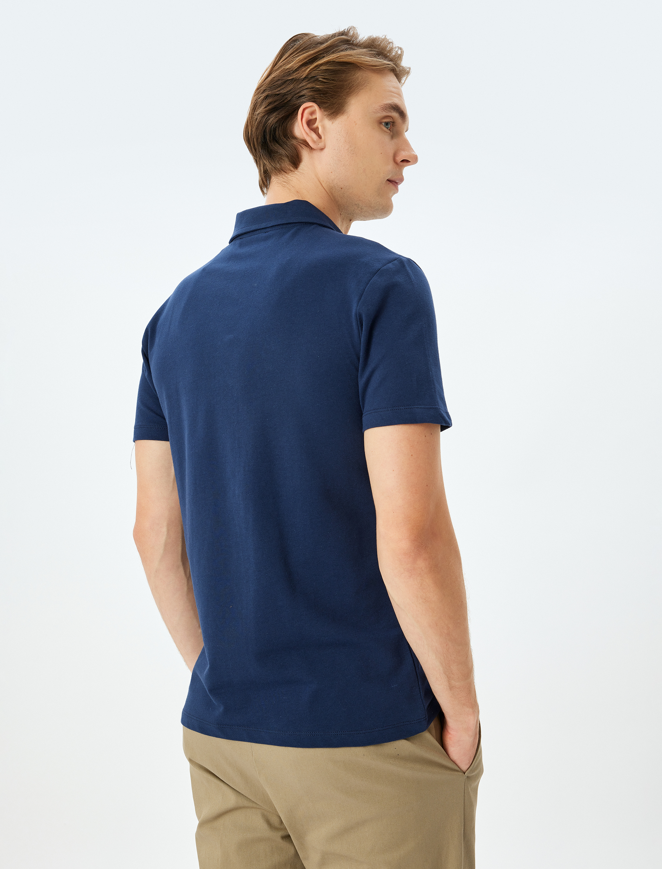   Kısa Kollu Regular Fit Pamuklu Yarım Fermuarlı Tişört