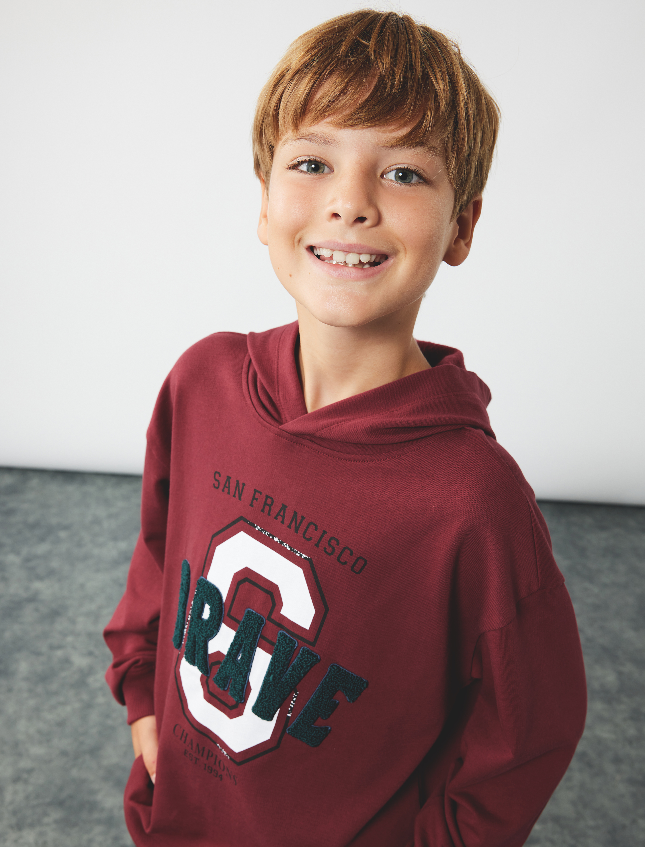  Erkek Çocuk Şardonlu Kapşonlu Uzun Kollu Baskılı Pamuklu Oversize Sweatshirt