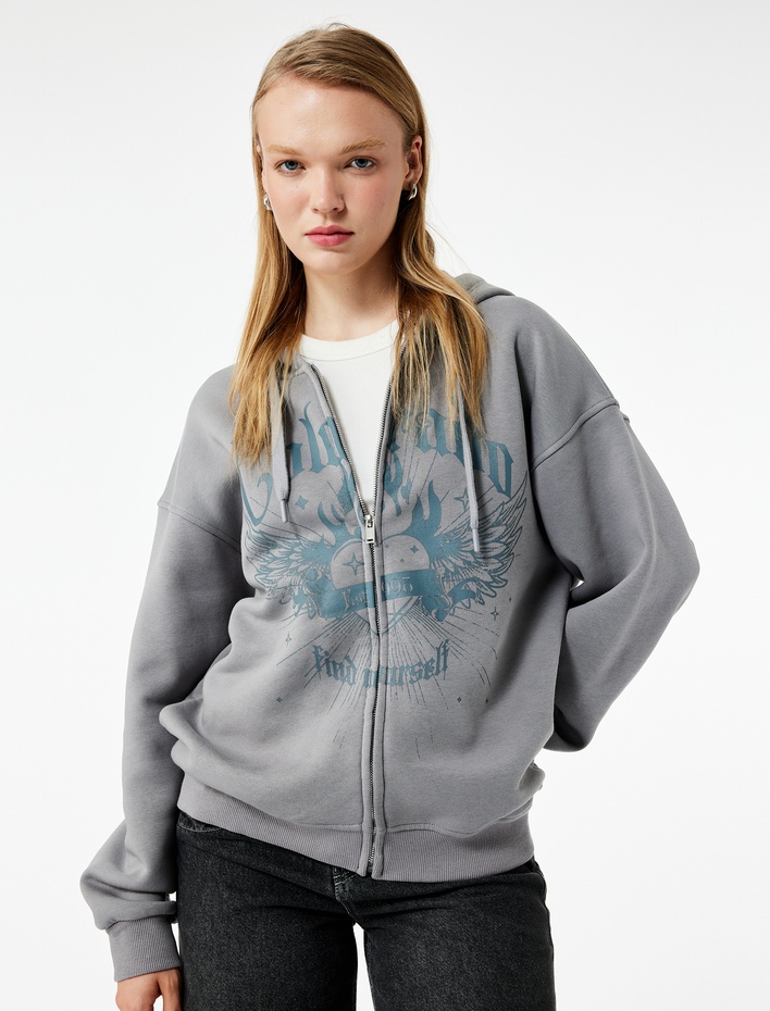  Uzun Kollu Kapüşonlu Şardonlu Fermuarlı Baskılı Oversize Sweatshirt