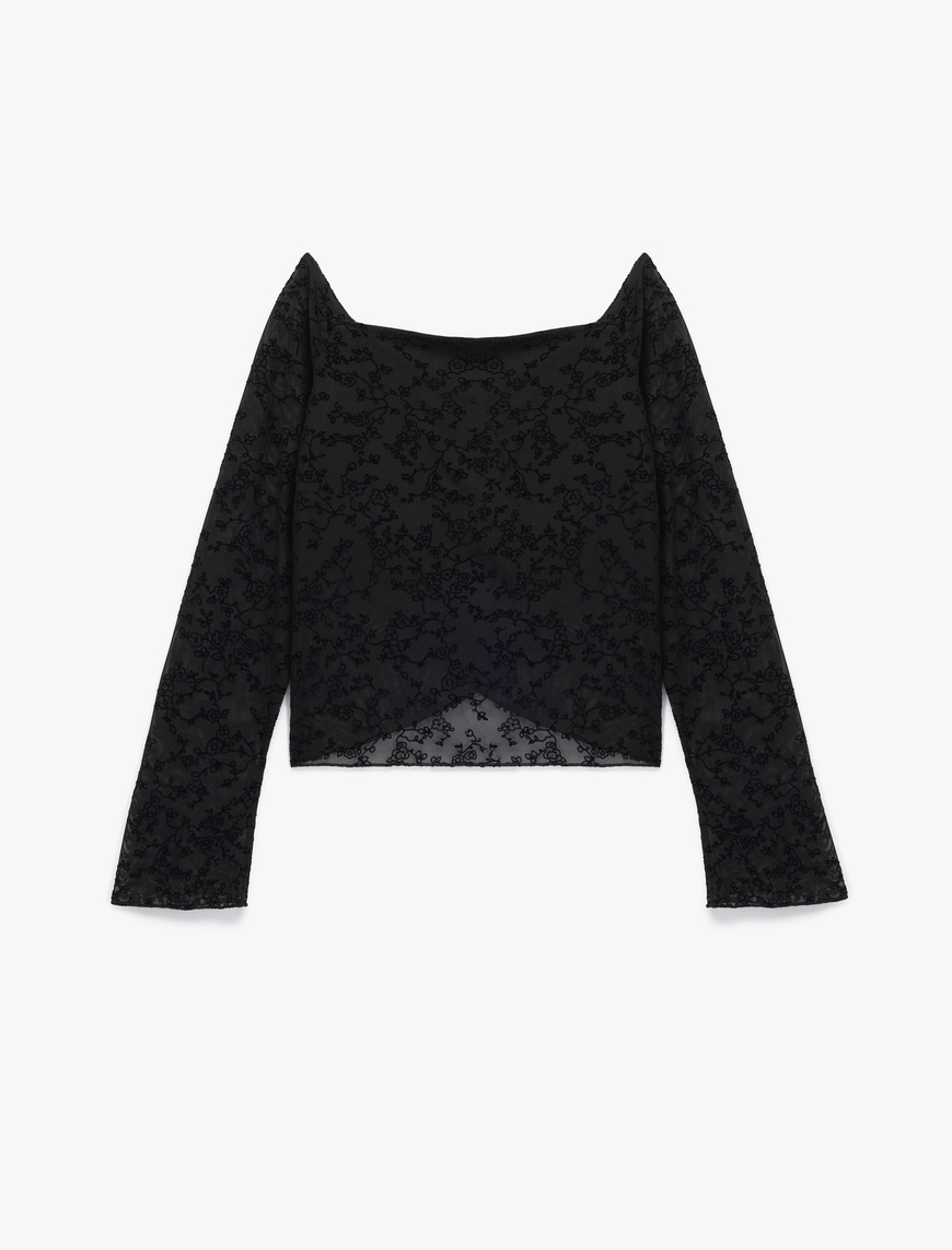   Kare Yaka Uzun Kollu Dantel Detaylı Slim Fit Tişört